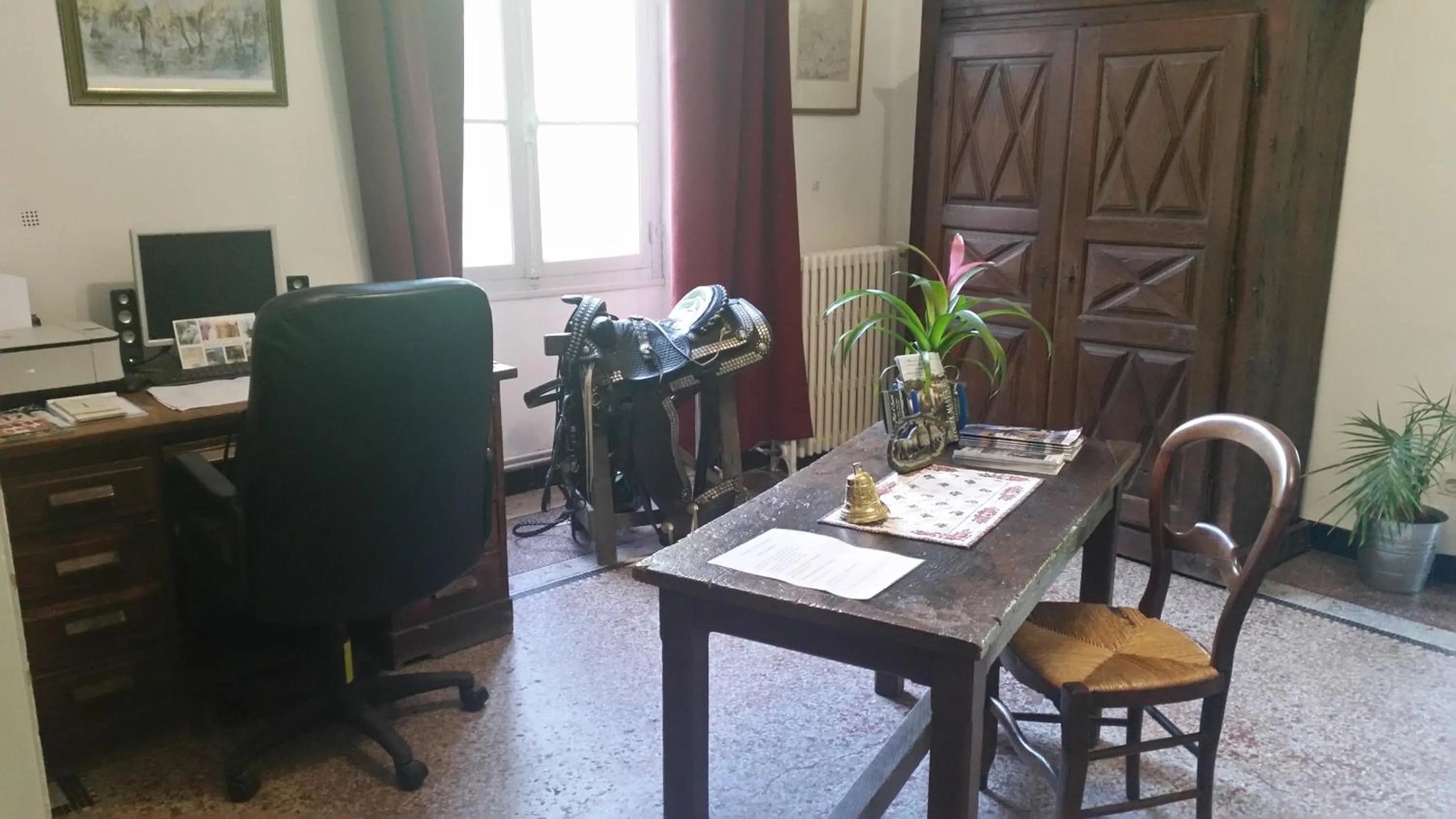 Lobby or reception in Le Mas d'Icard