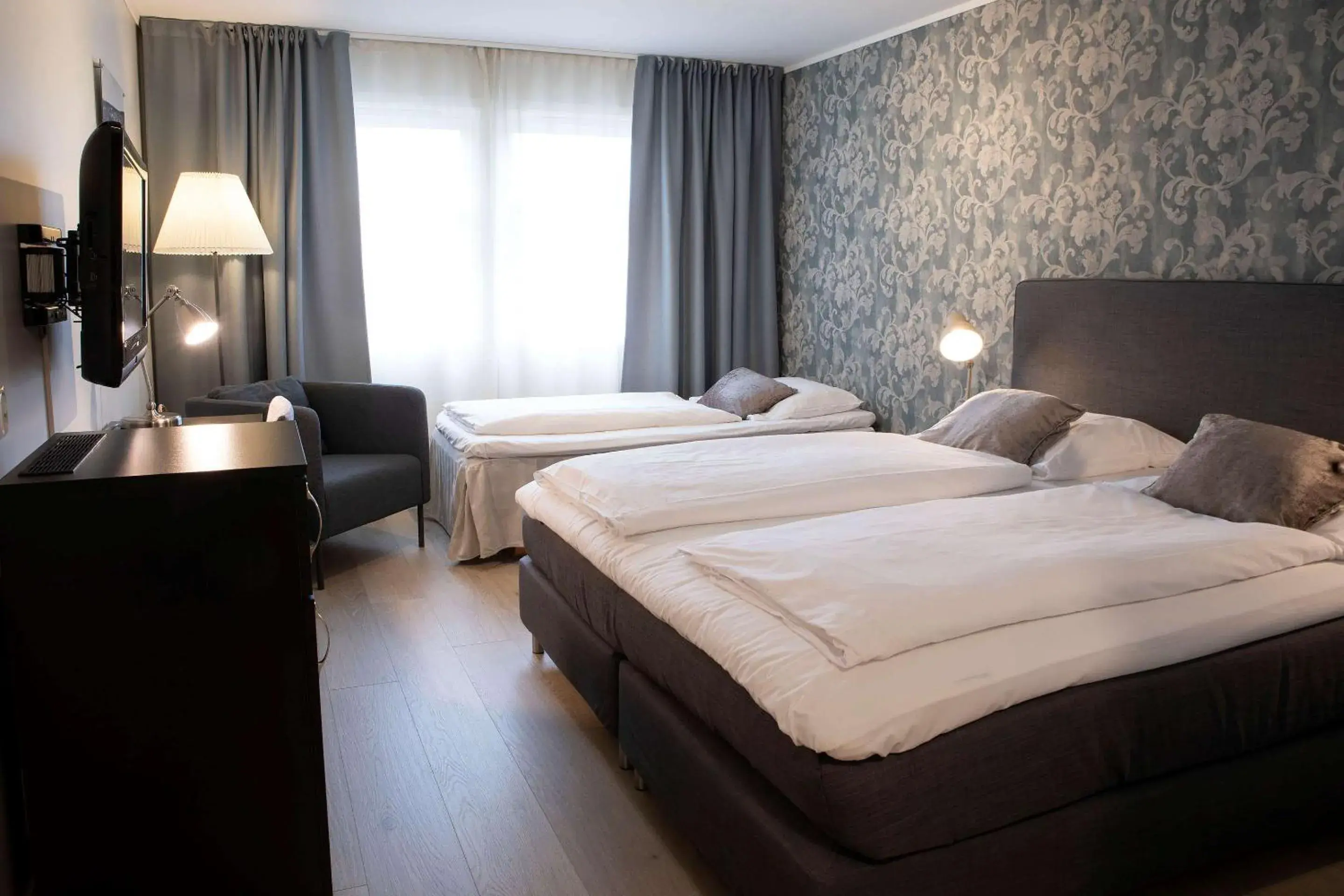 Triple Room with Three Single Beds - single occupancy in Best Western Tingvold Park Hotel Triple Room with Three Single Beds - single occupancy in Best Western Tingvold Park Hotel