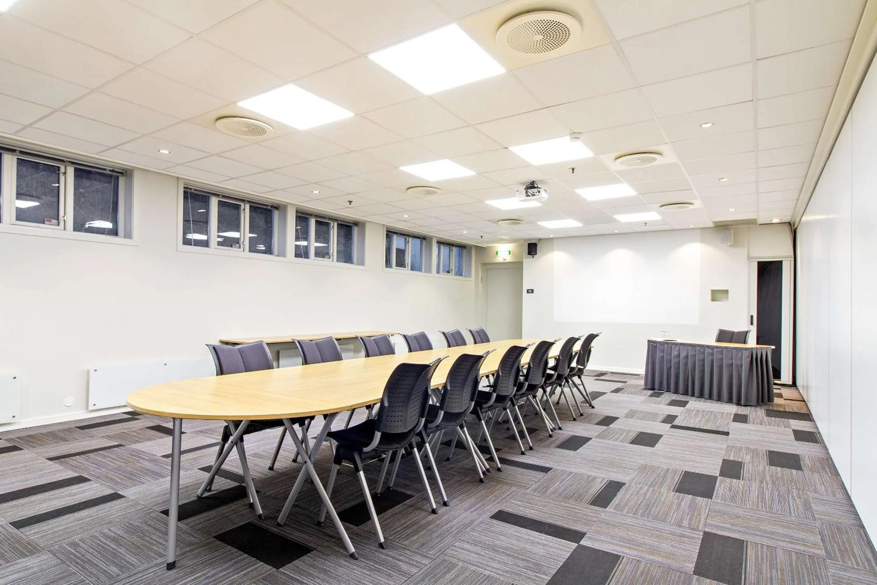 Meeting/conference room in Best Western Tingvold Park Hotel