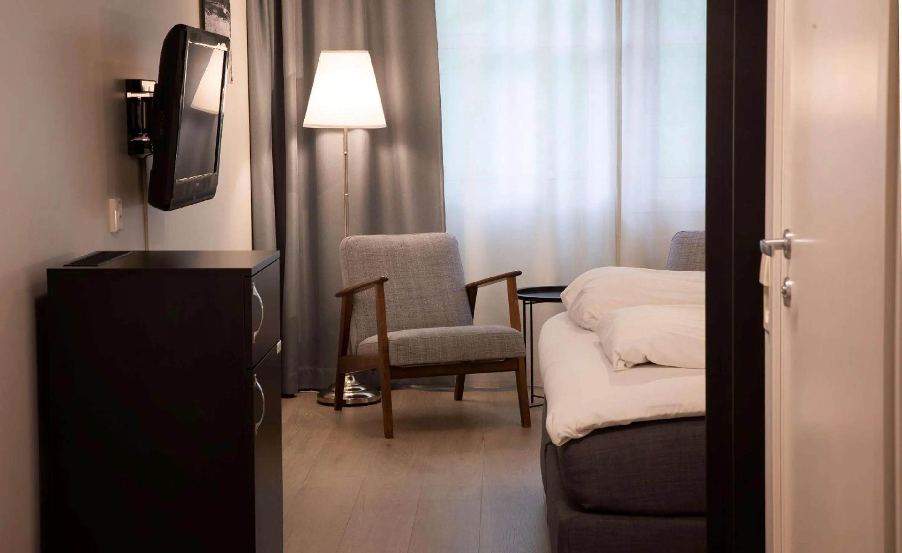 Photo of the whole room, Bed in Best Western Tingvold Park Hotel