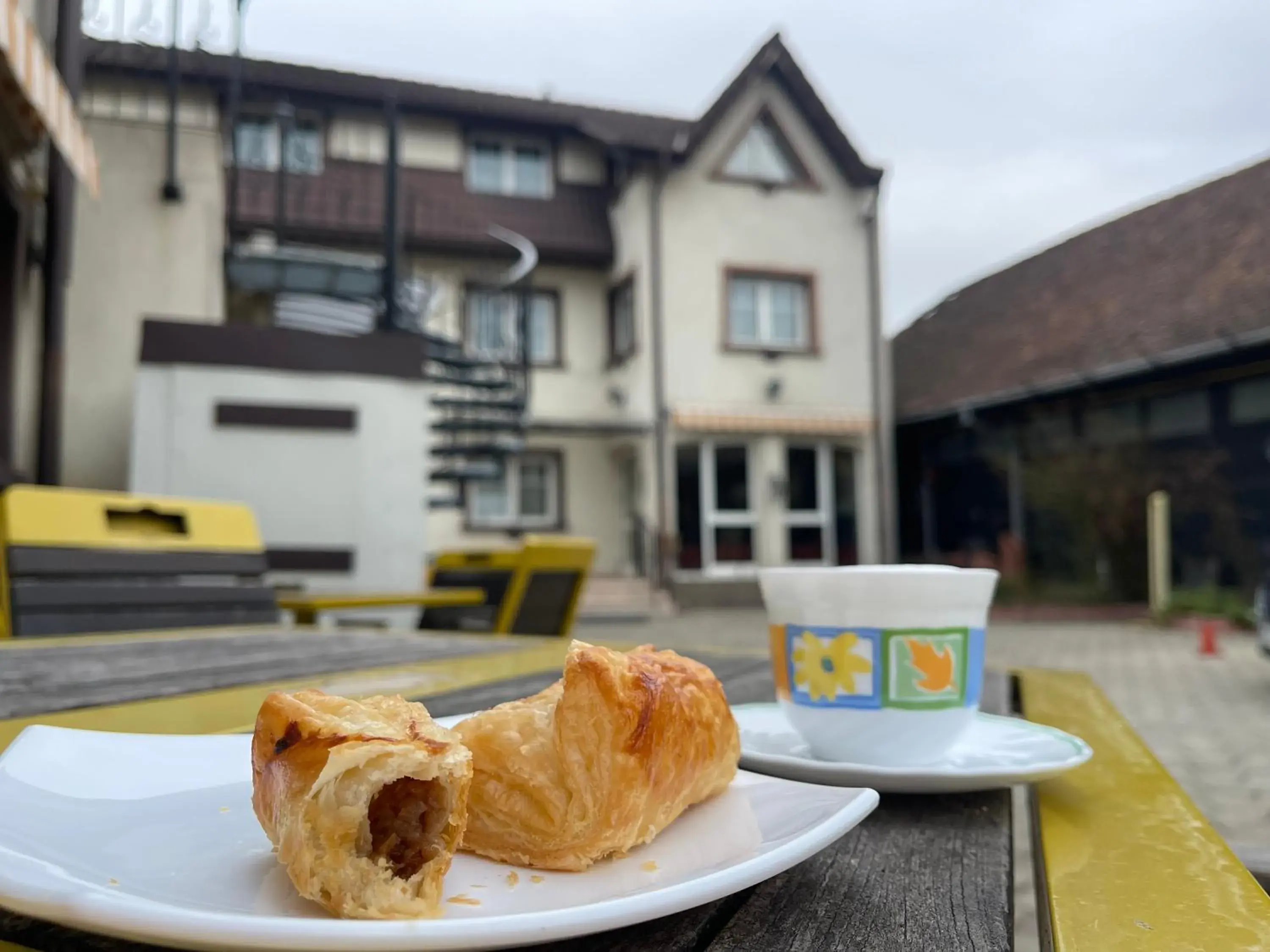 Property building in Pensiunea Luiza Property building in Pensiunea Luiza