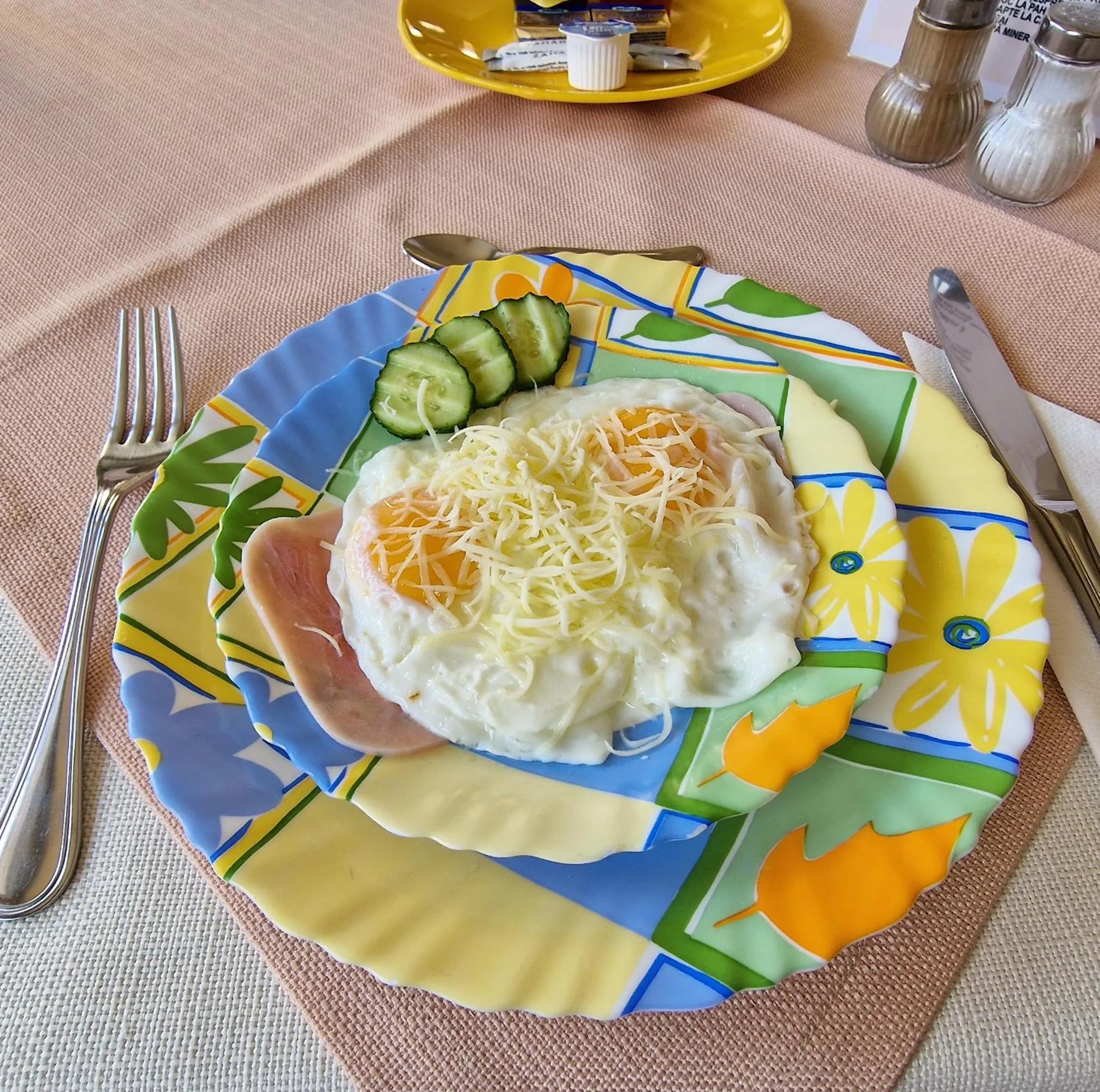 Food and drinks in Pensiunea Luiza