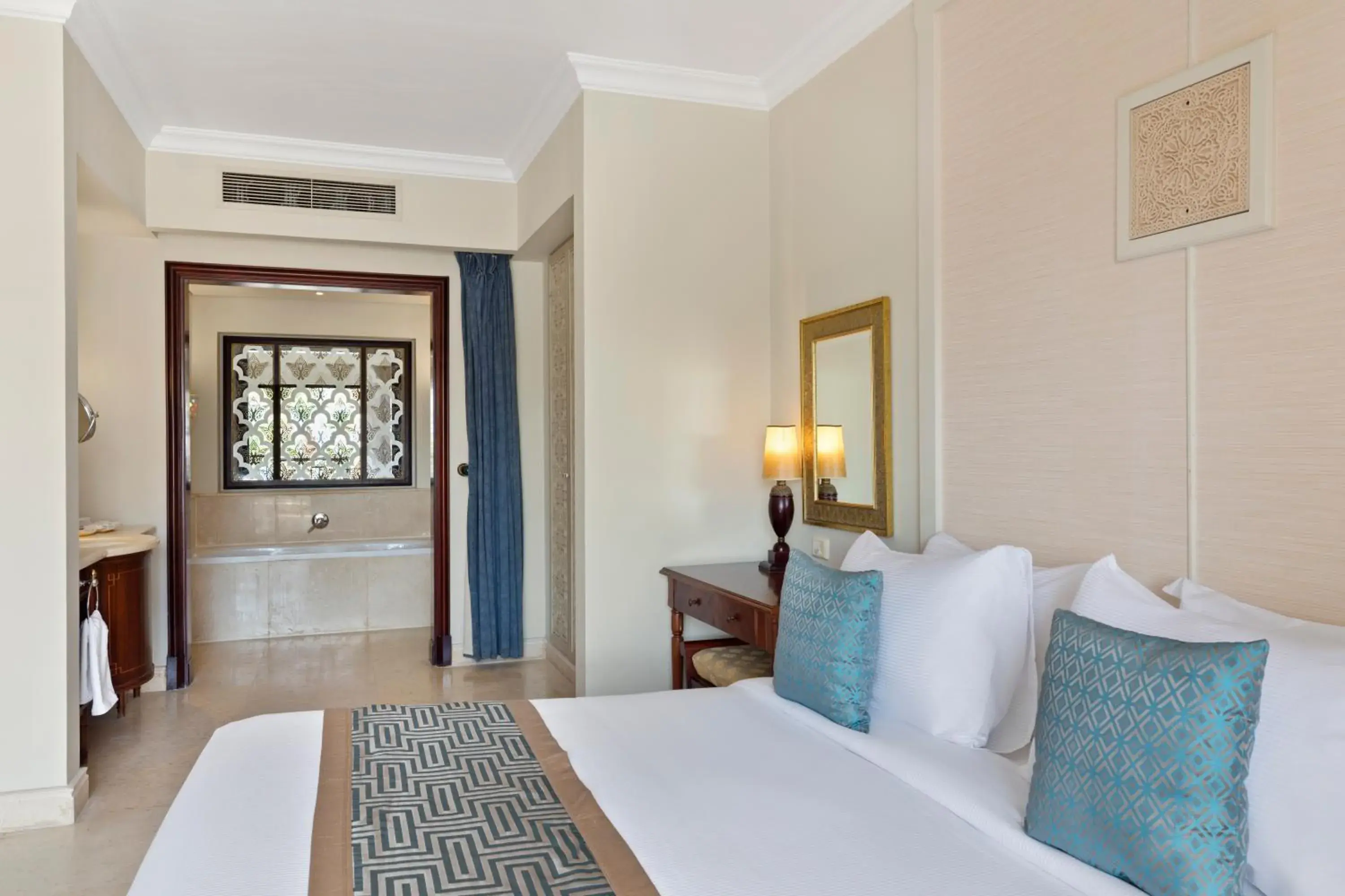 Bedroom, Bed in Pickalbatros The Palace Port Ghalib Bedroom, Bed in Pickalbatros The Palace Port Ghalib