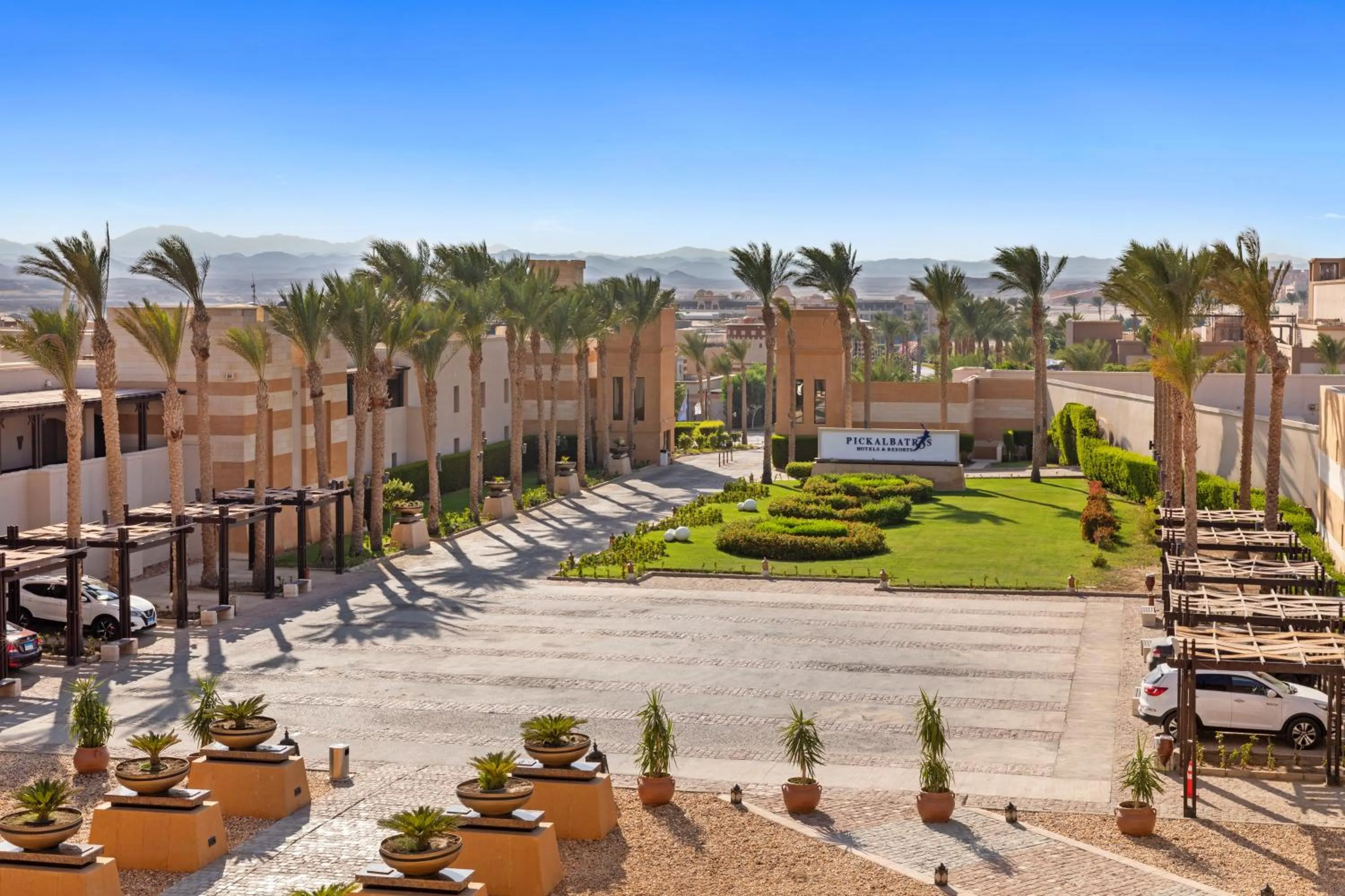 Parking in Pickalbatros The Palace Port Ghalib