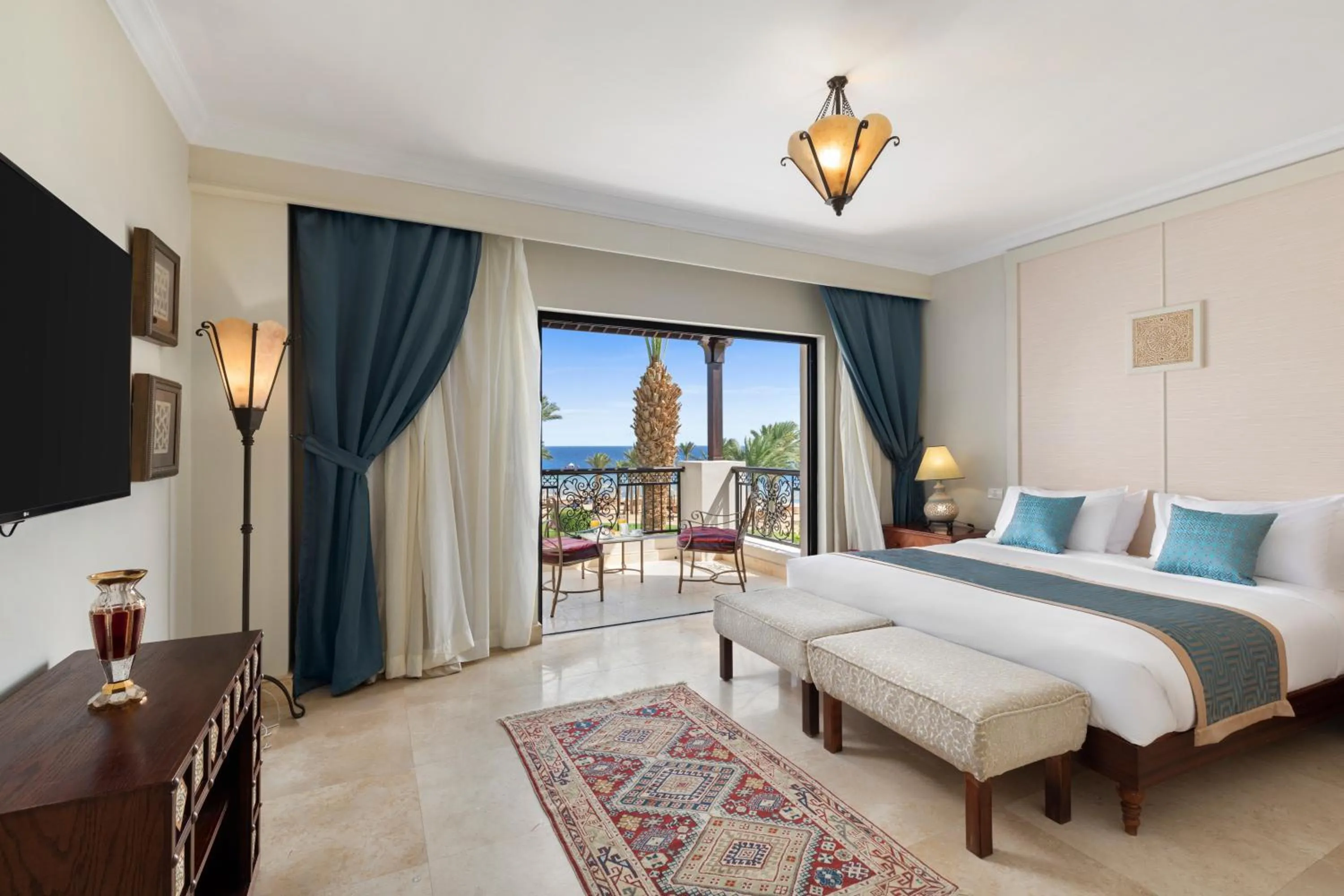 Bed in Pickalbatros The Palace Port Ghalib