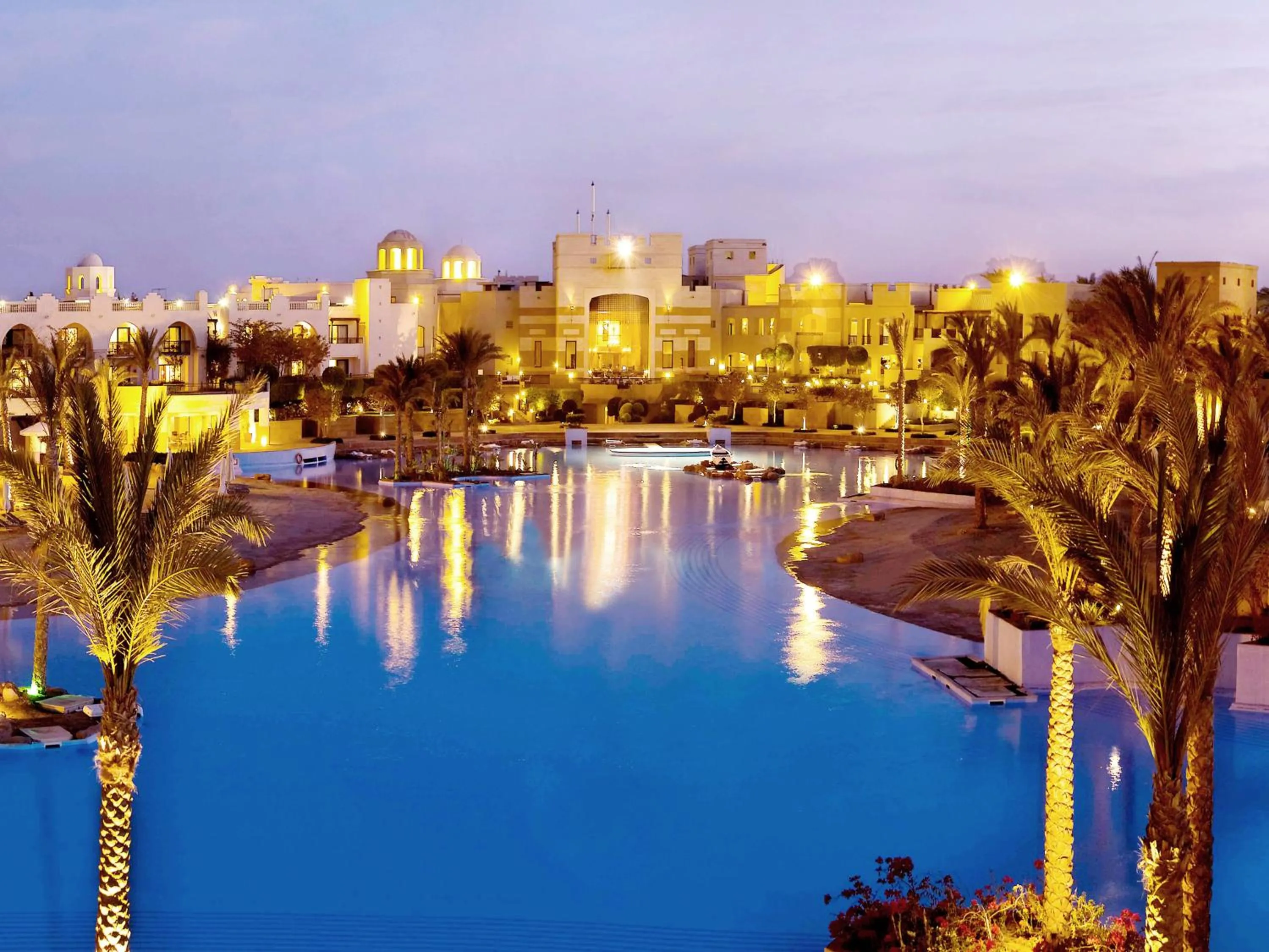 Lake view in Pickalbatros The Palace Port Ghalib