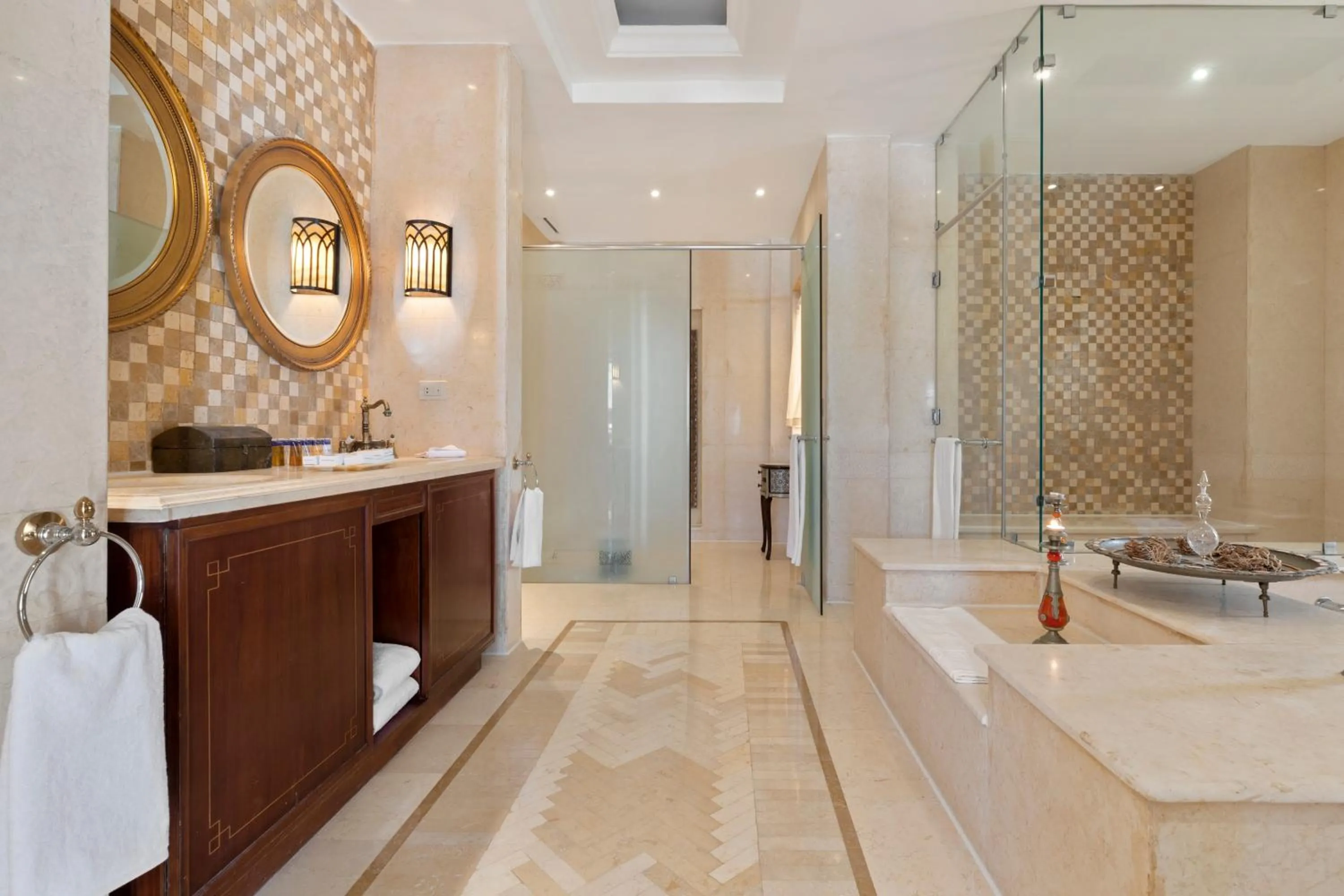 Bathroom in Pickalbatros The Palace Port Ghalib