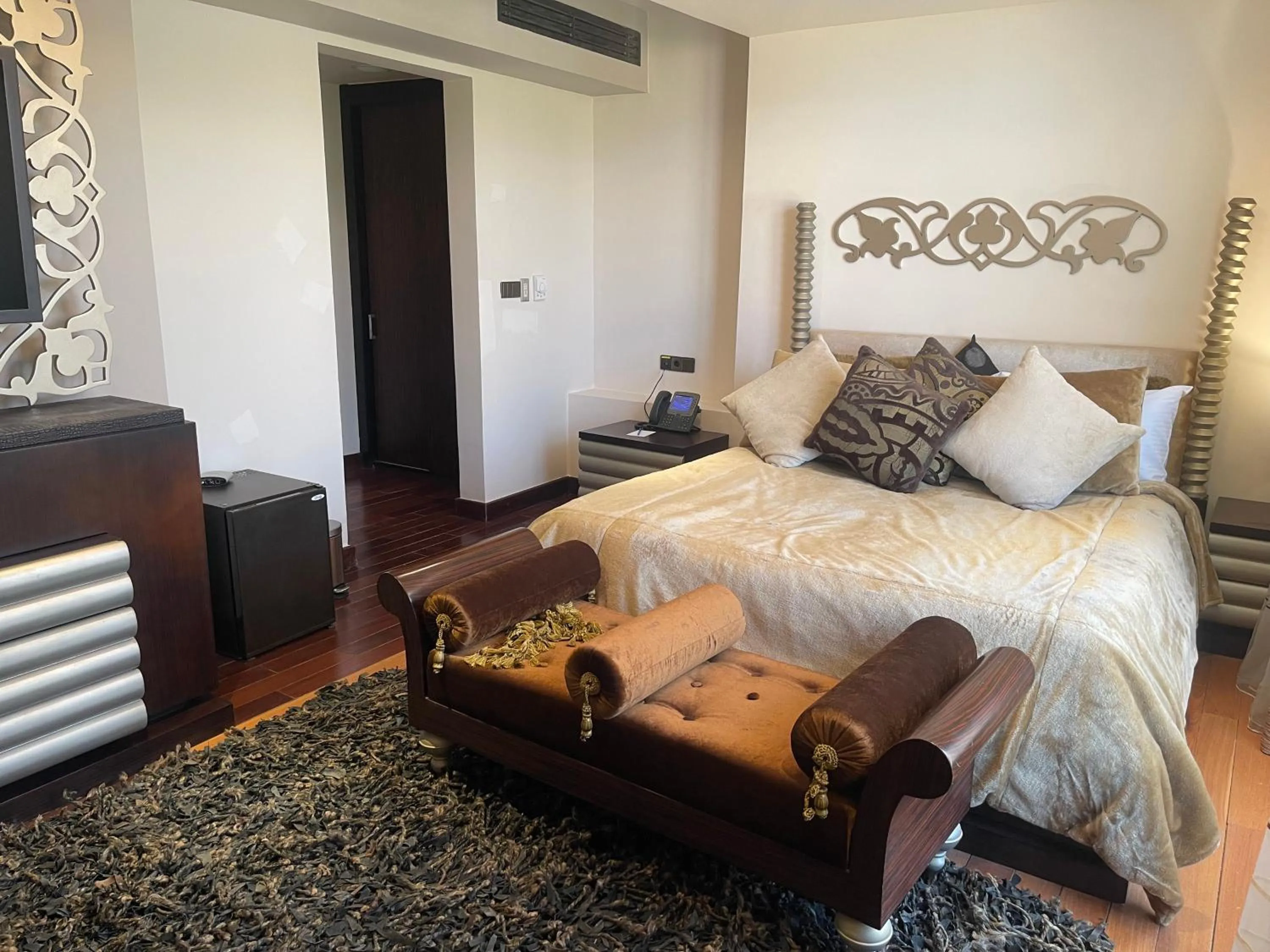 Bedroom, Bed in Pickalbatros The Palace Port Ghalib