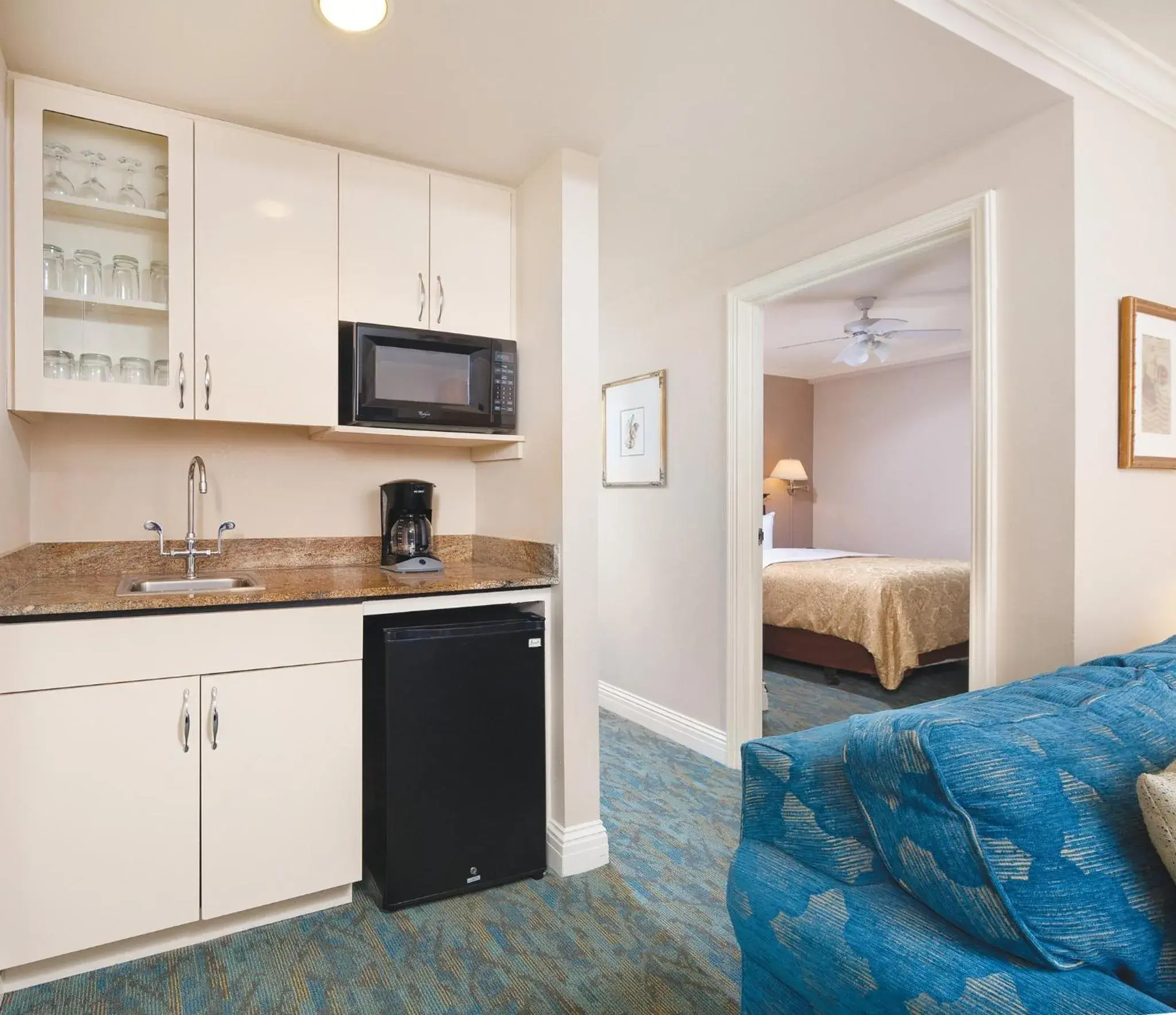 Bedroom, Bed in Inn at the Opera Bedroom, Bed in Inn at the Opera