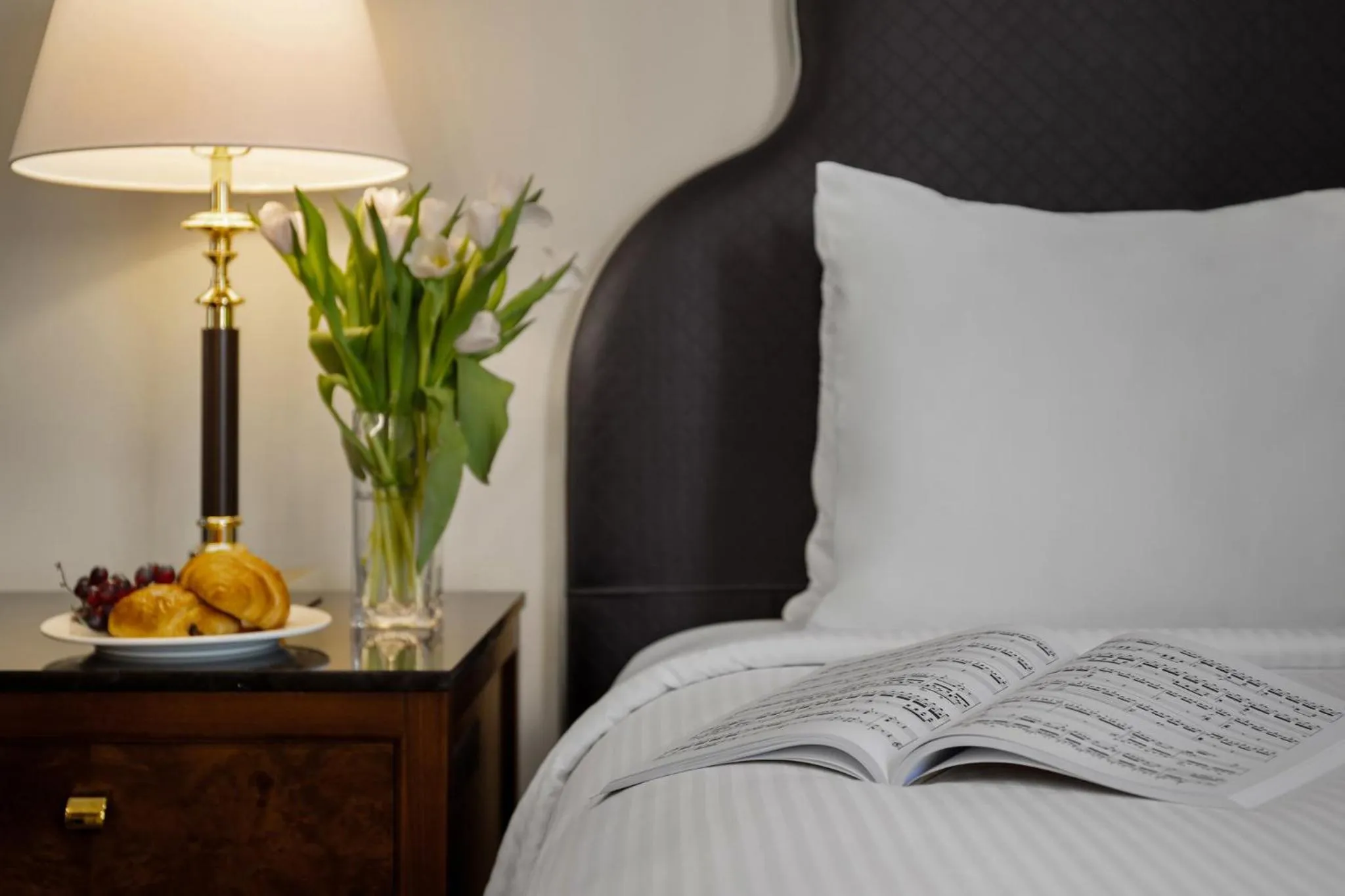 Property building, Bed in Inn at the Opera