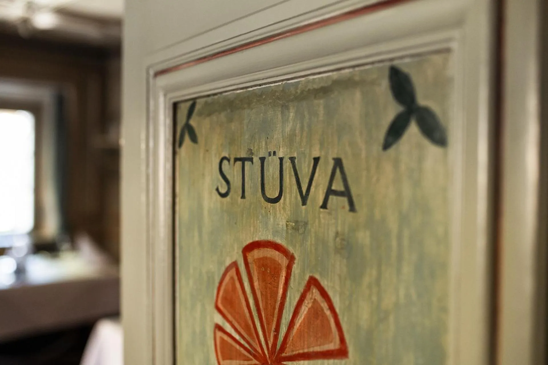 Restaurant/places to eat in Historic Hotel Crusch Alva