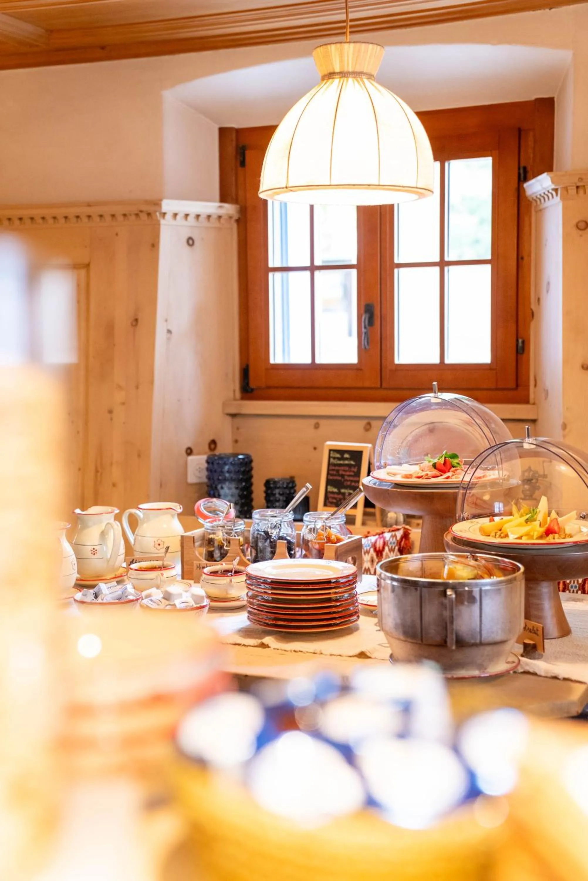 Restaurant/places to eat in Historic Hotel Crusch Alva