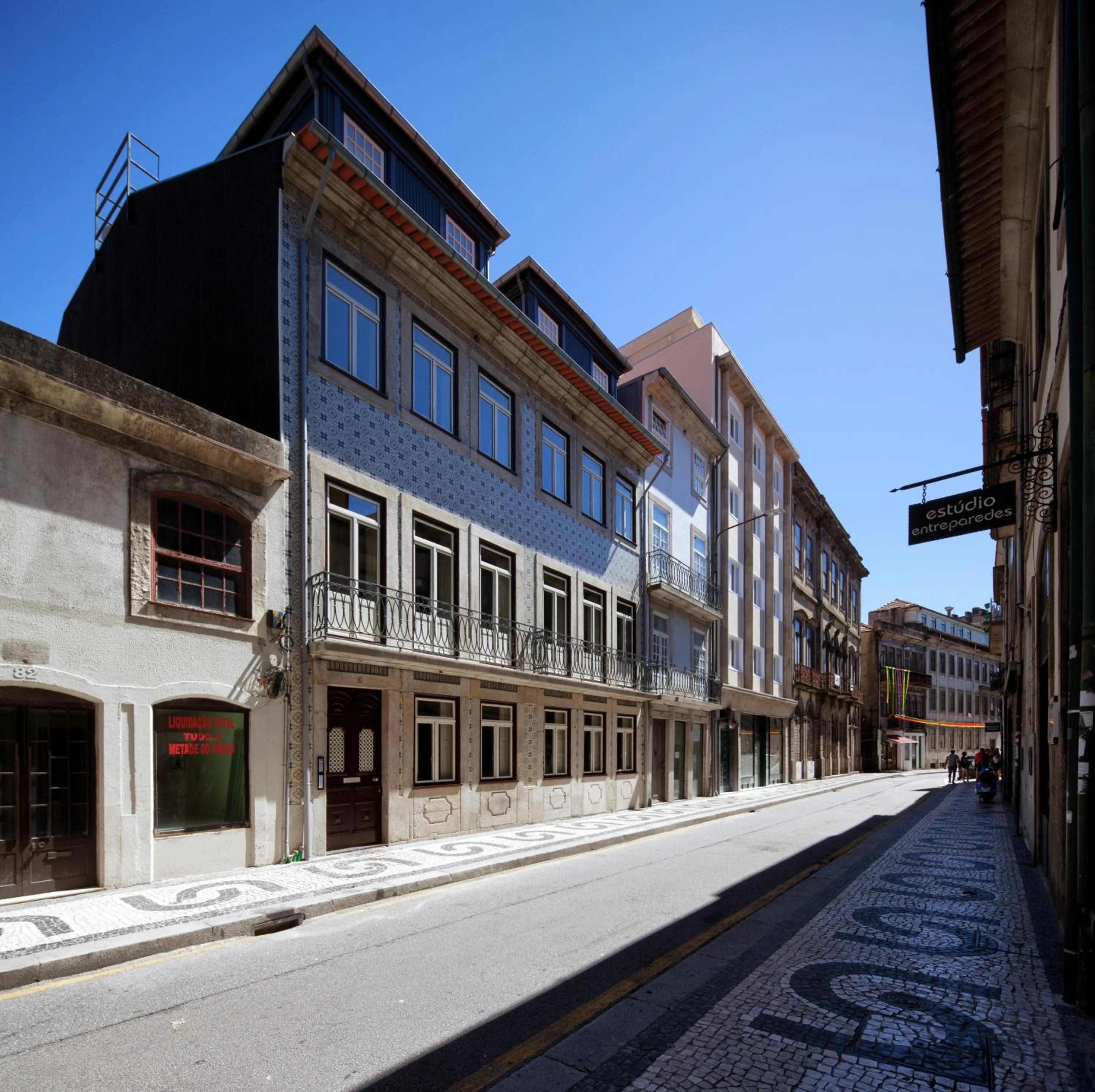 Property building in Oporto Maison Batalha