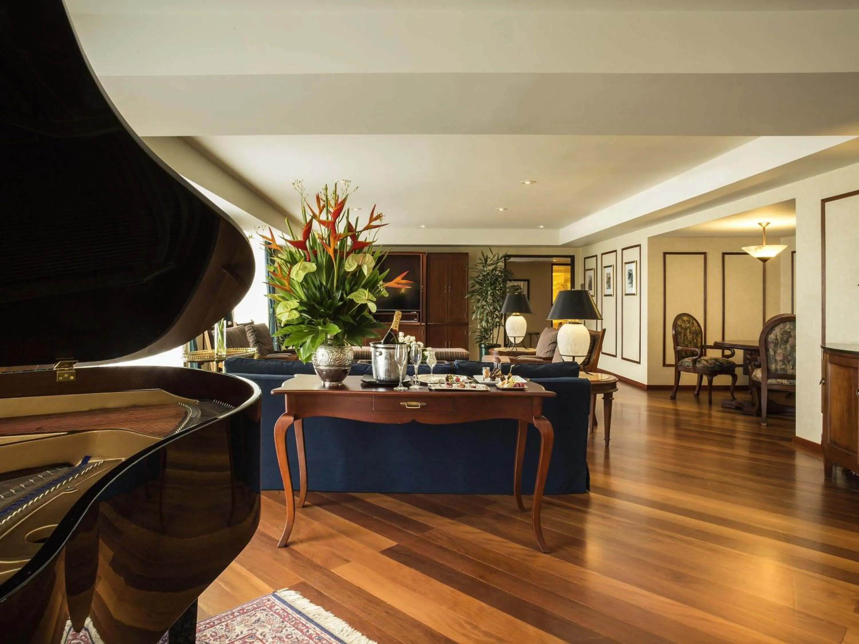 Bedroom in Swissotel Lima