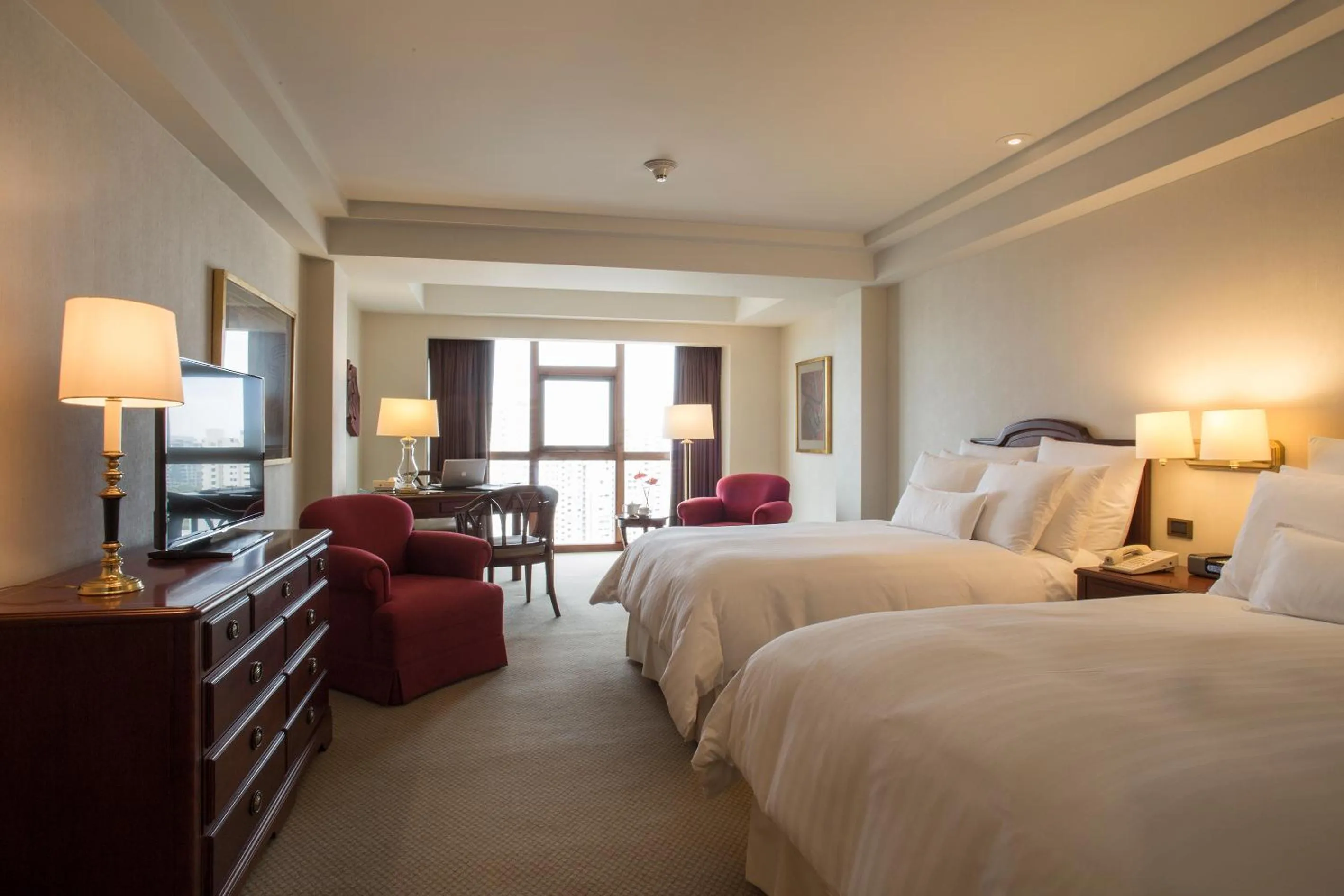 Decorative detail, Bed in Swissotel Lima