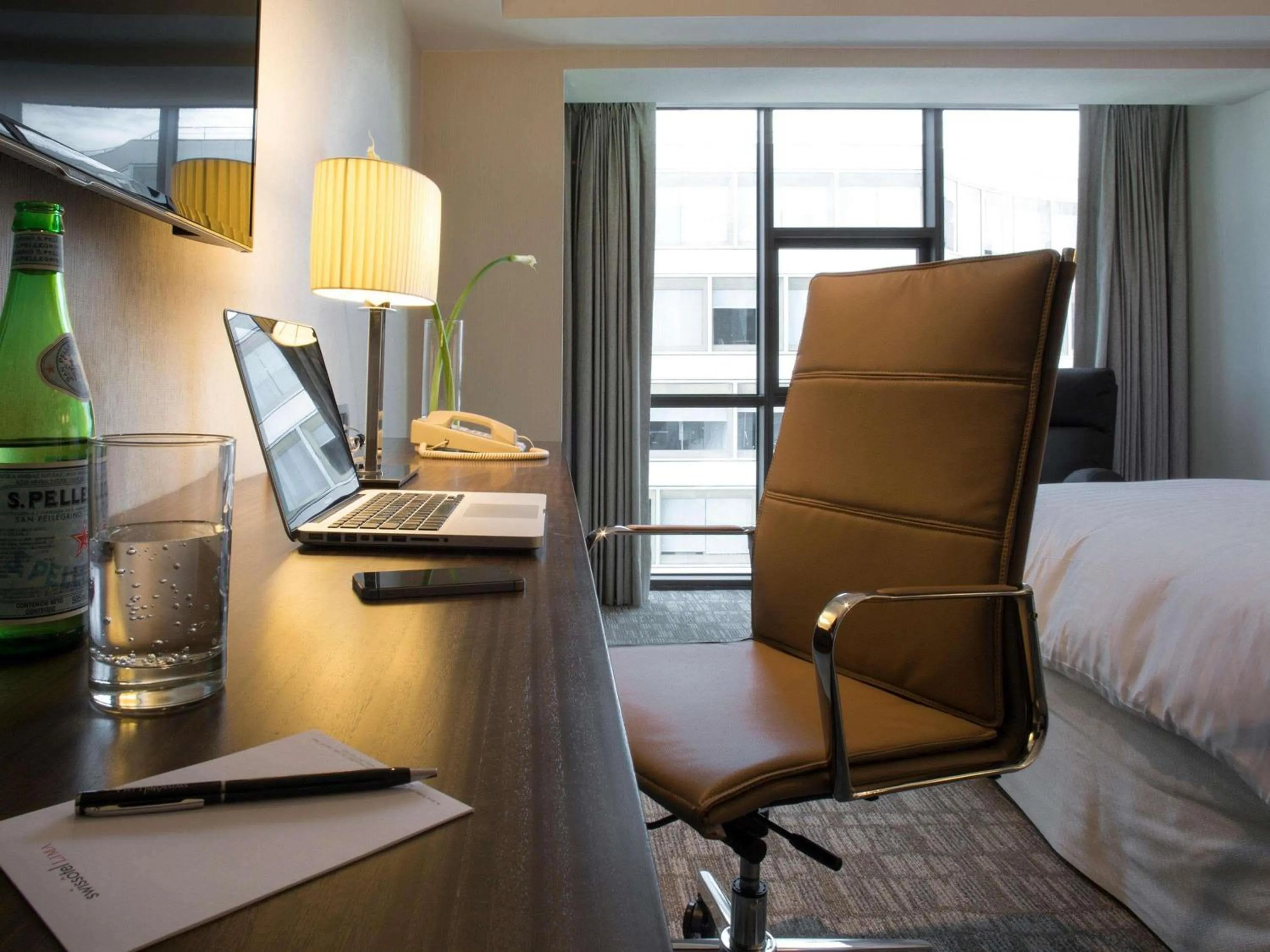 Bedroom in Swissotel Lima