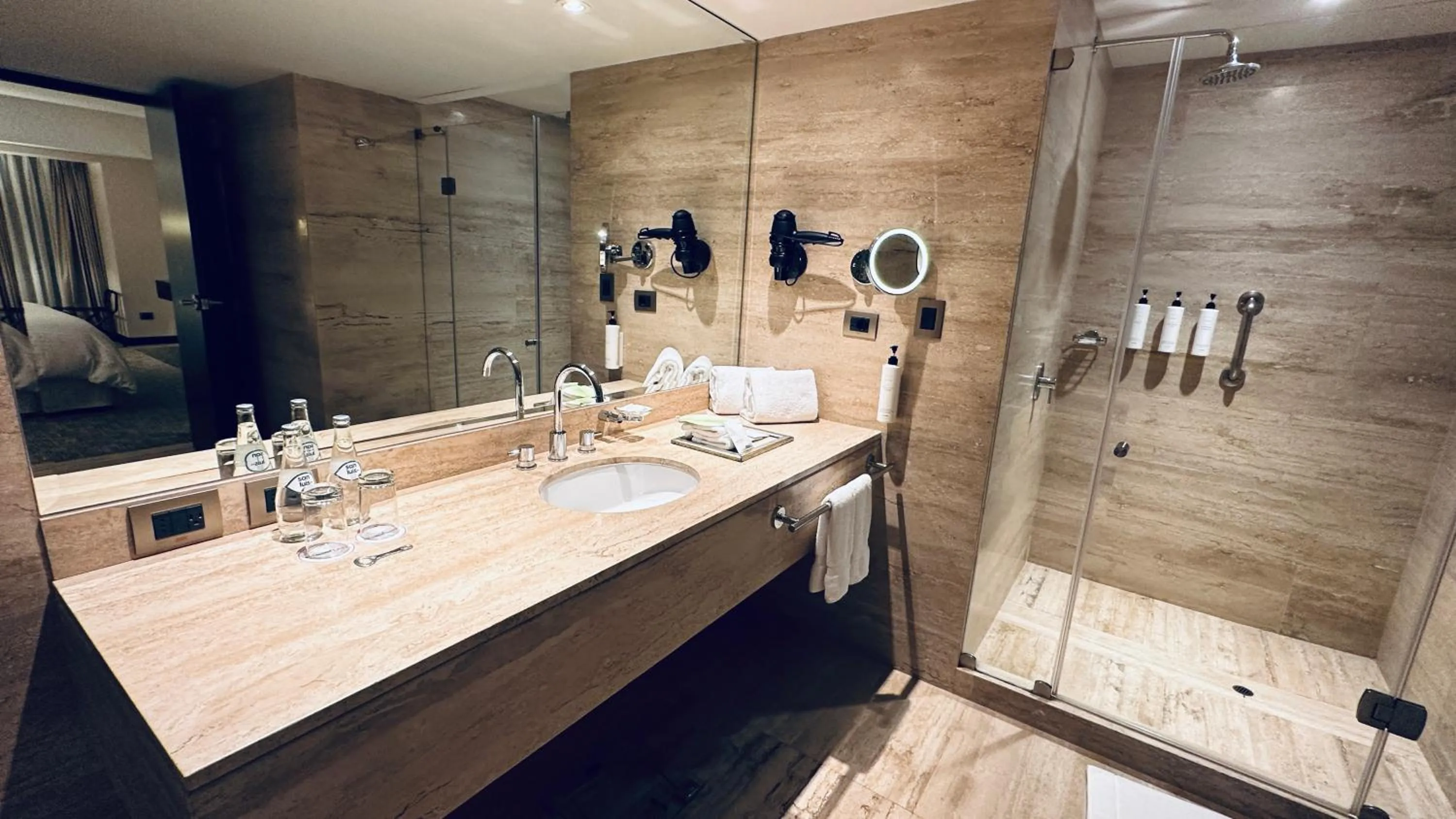 Bathroom in Swissotel Lima