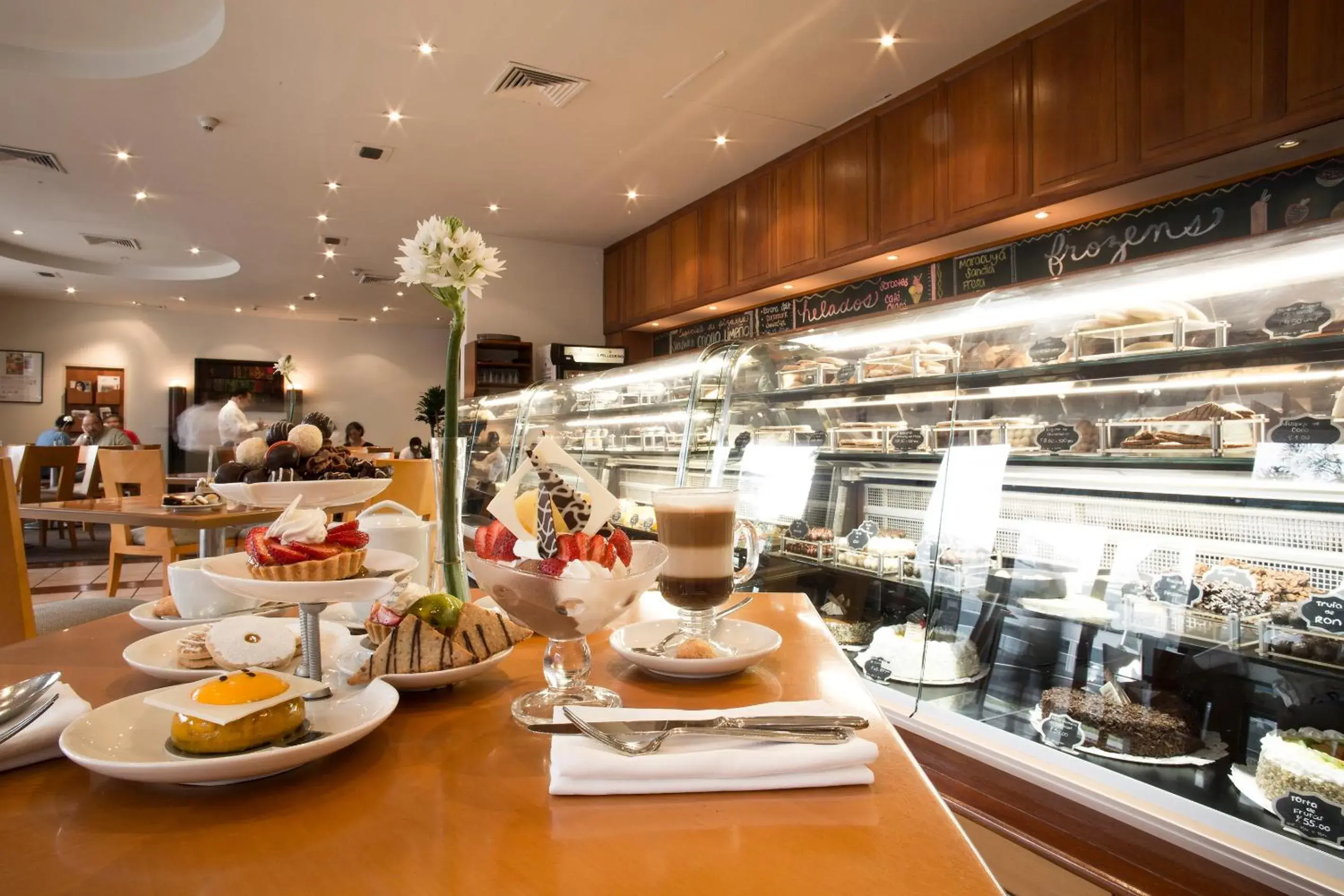 Restaurant/places to eat in Swissotel Lima Restaurant/places to eat in Swissotel Lima