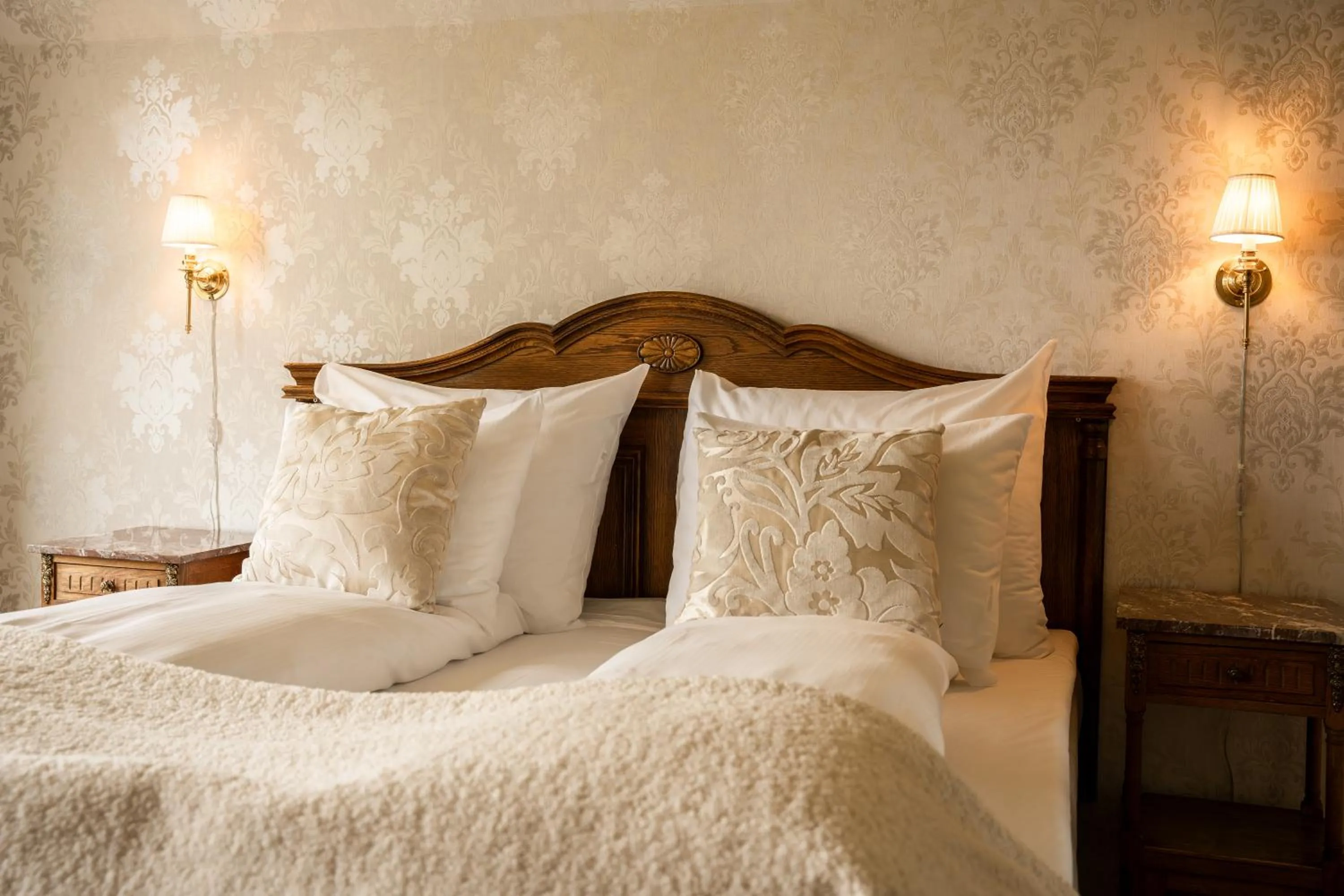 Bed in Gloppen Hotell - by Classic Norway Hotels