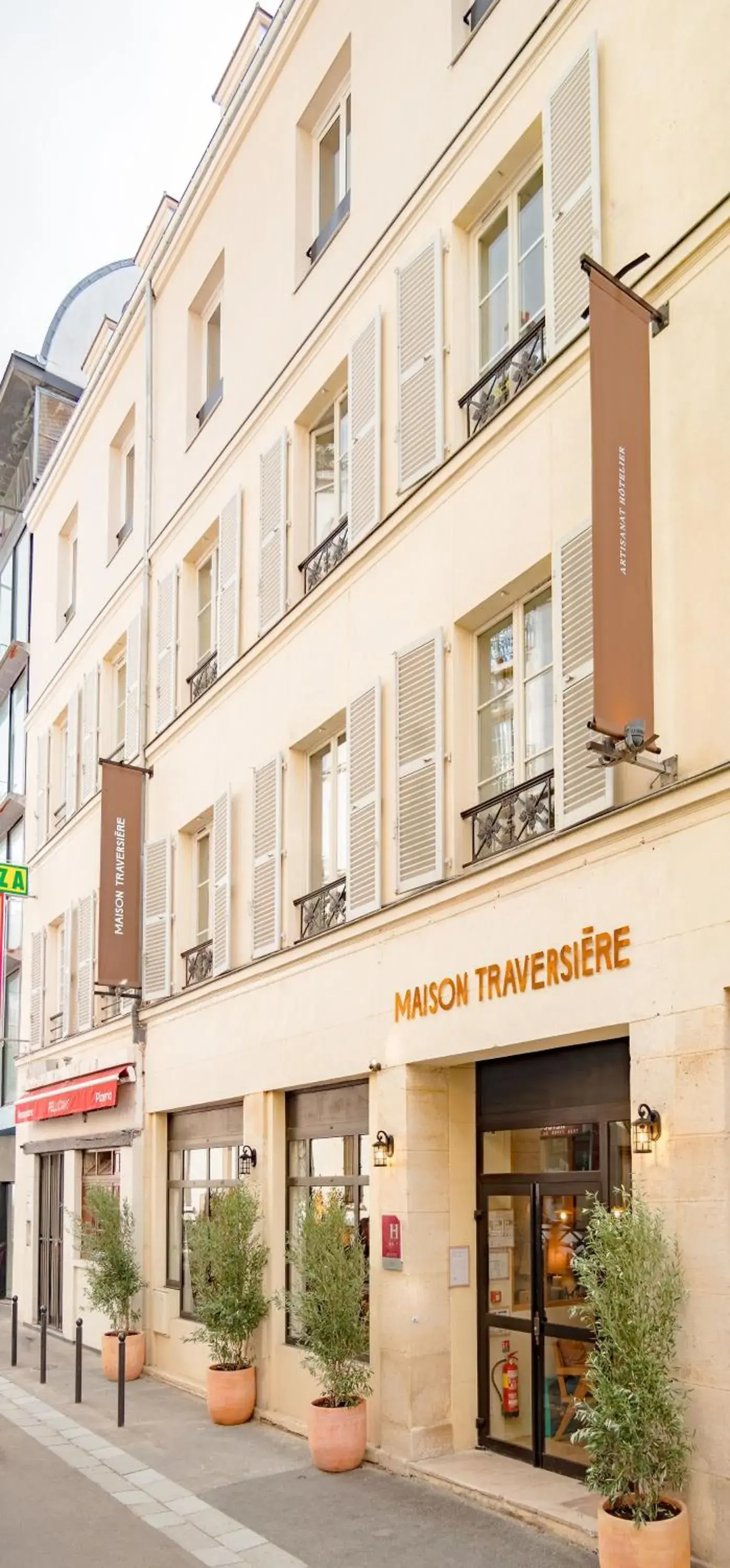 Facade/entrance in Hôtel Maison Traversière Facade/entrance in Hôtel Maison Traversière
