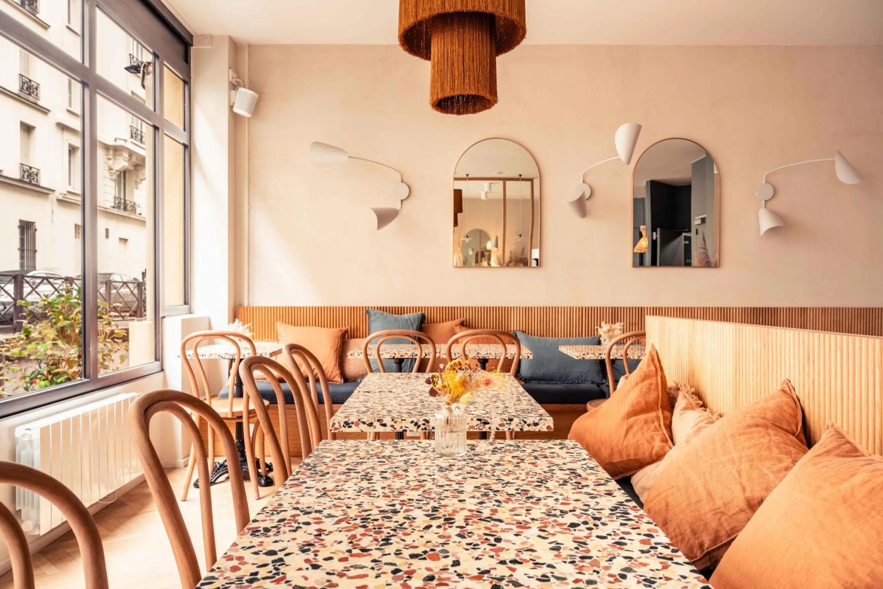 Dining area in Hôtel Maison Traversière