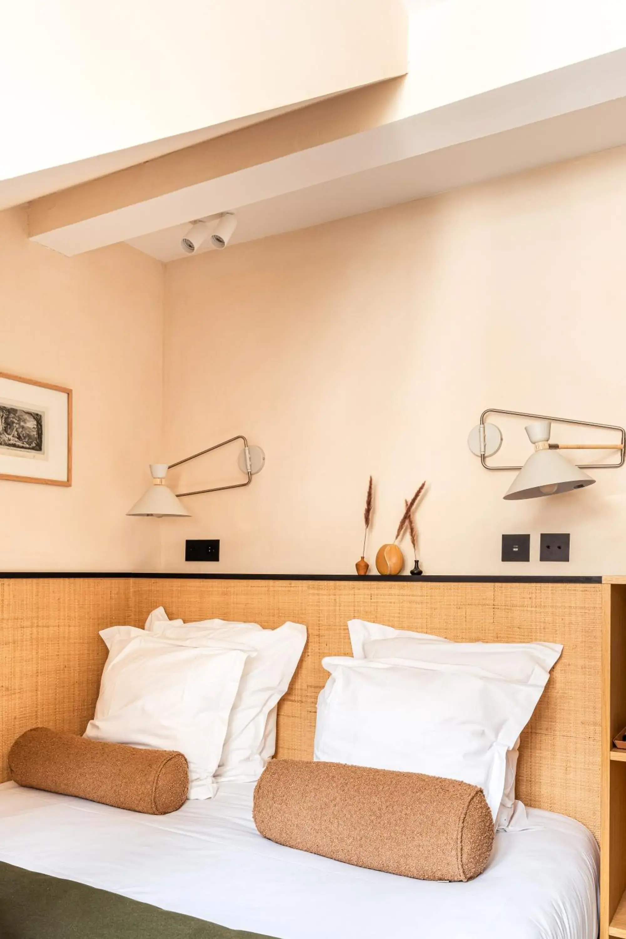 Bedroom, Bed in Hôtel Maison Traversière Bedroom, Bed in Hôtel Maison Traversière