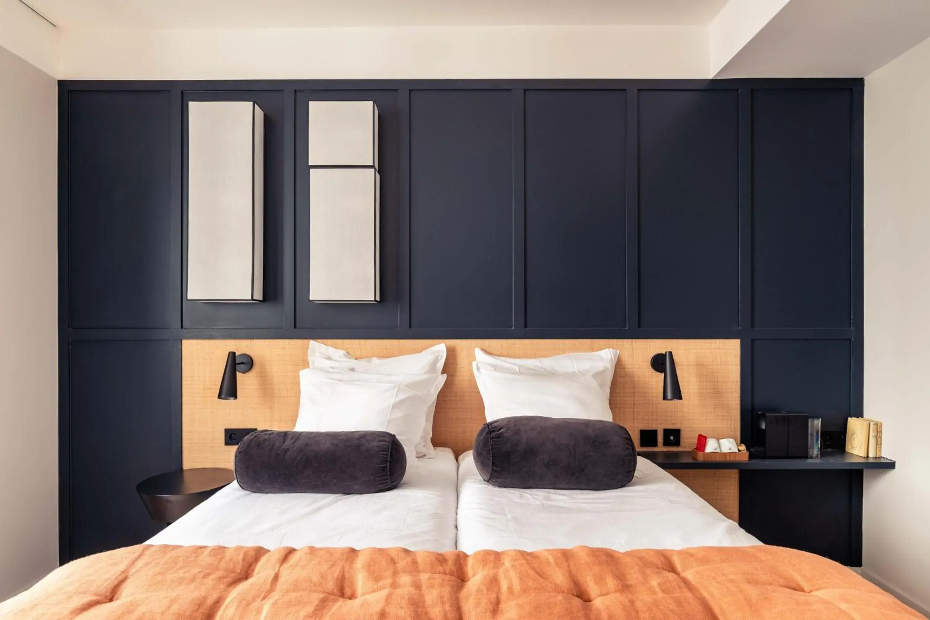 Bedroom, Bed in Hôtel Maison Traversière Bedroom, Bed in Hôtel Maison Traversière