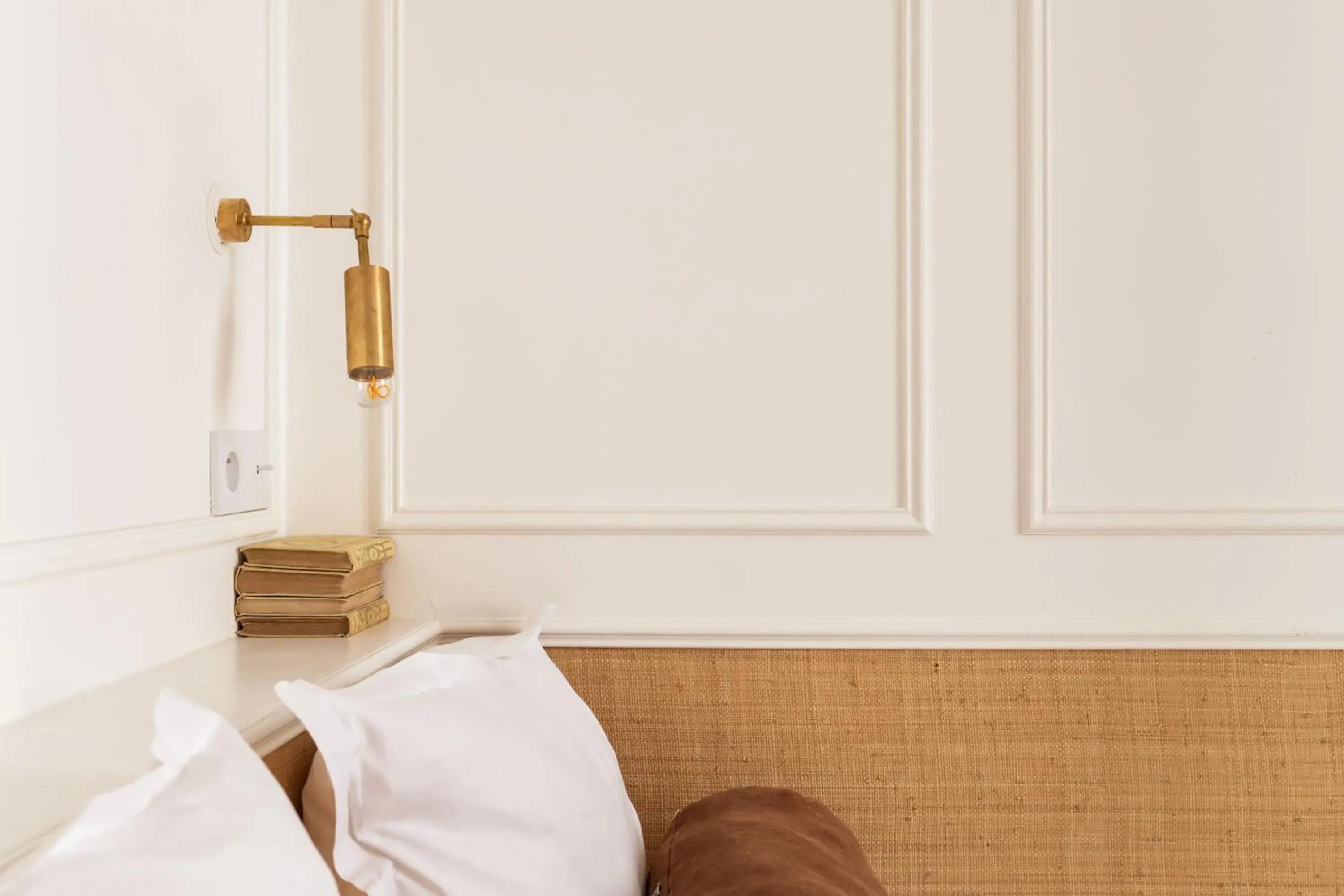 Bedroom, Bed in Hôtel Maison Traversière Bedroom, Bed in Hôtel Maison Traversière