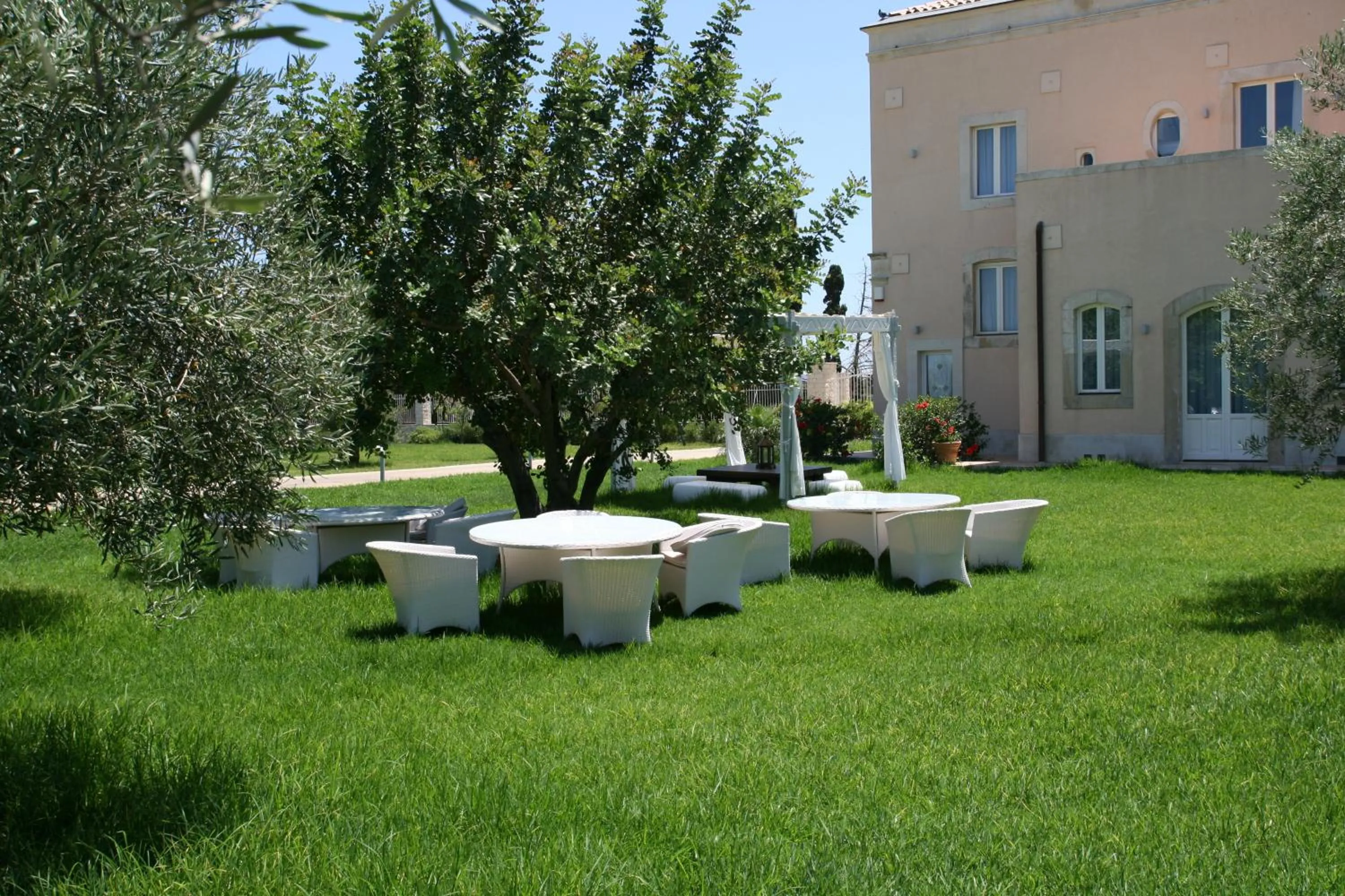 Patio in Hotel Villa Fanusa