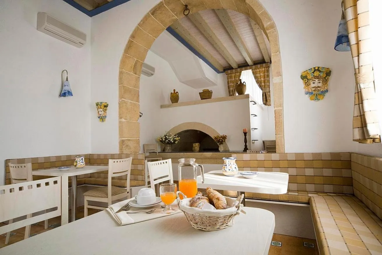 Day in Hotel Villa Fanusa