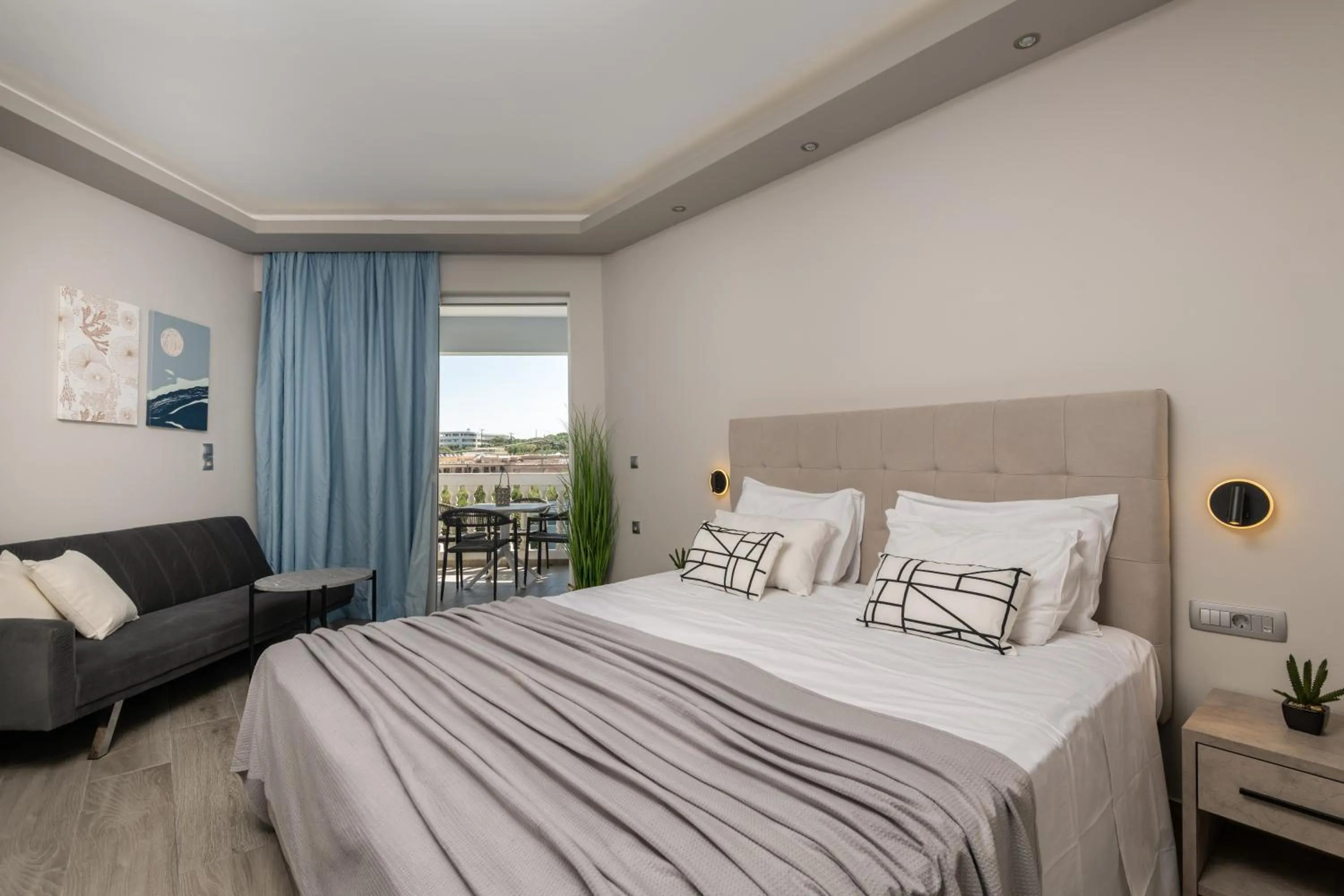 Bed in Callinica Hotel