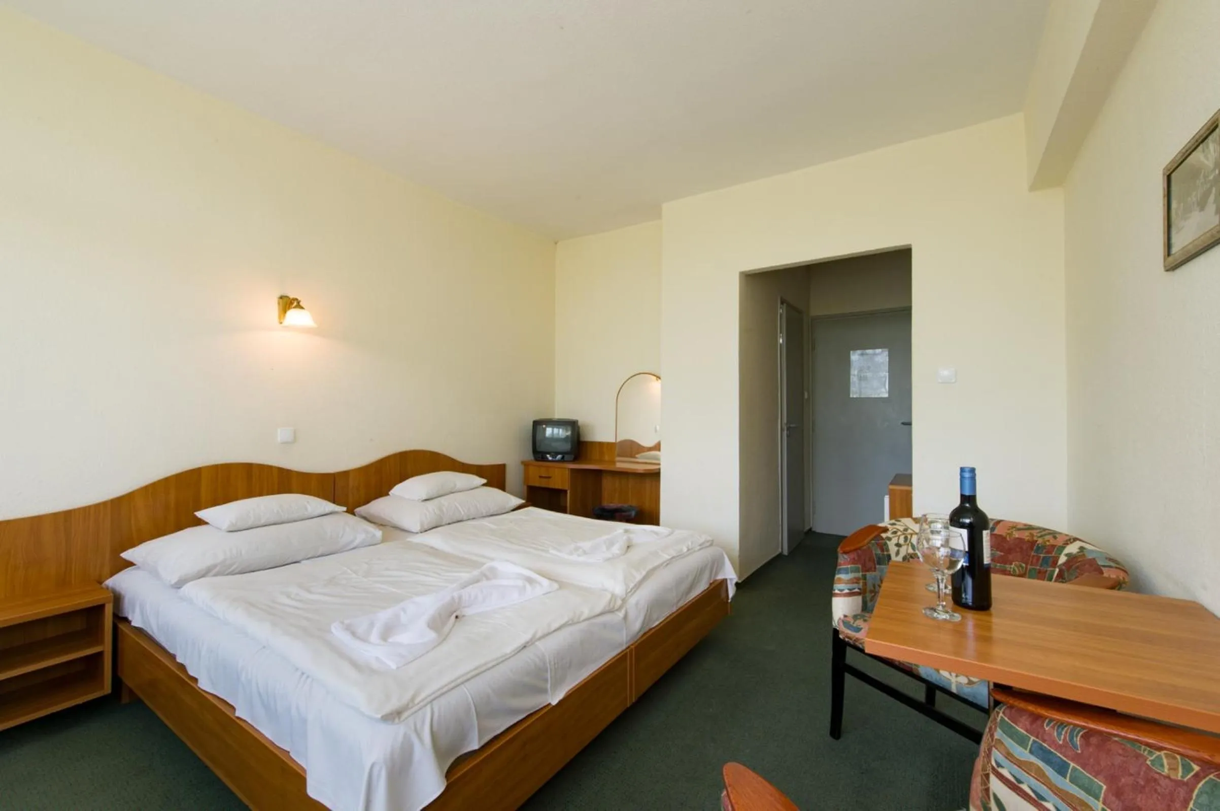 Bedroom in Hotel Nostra