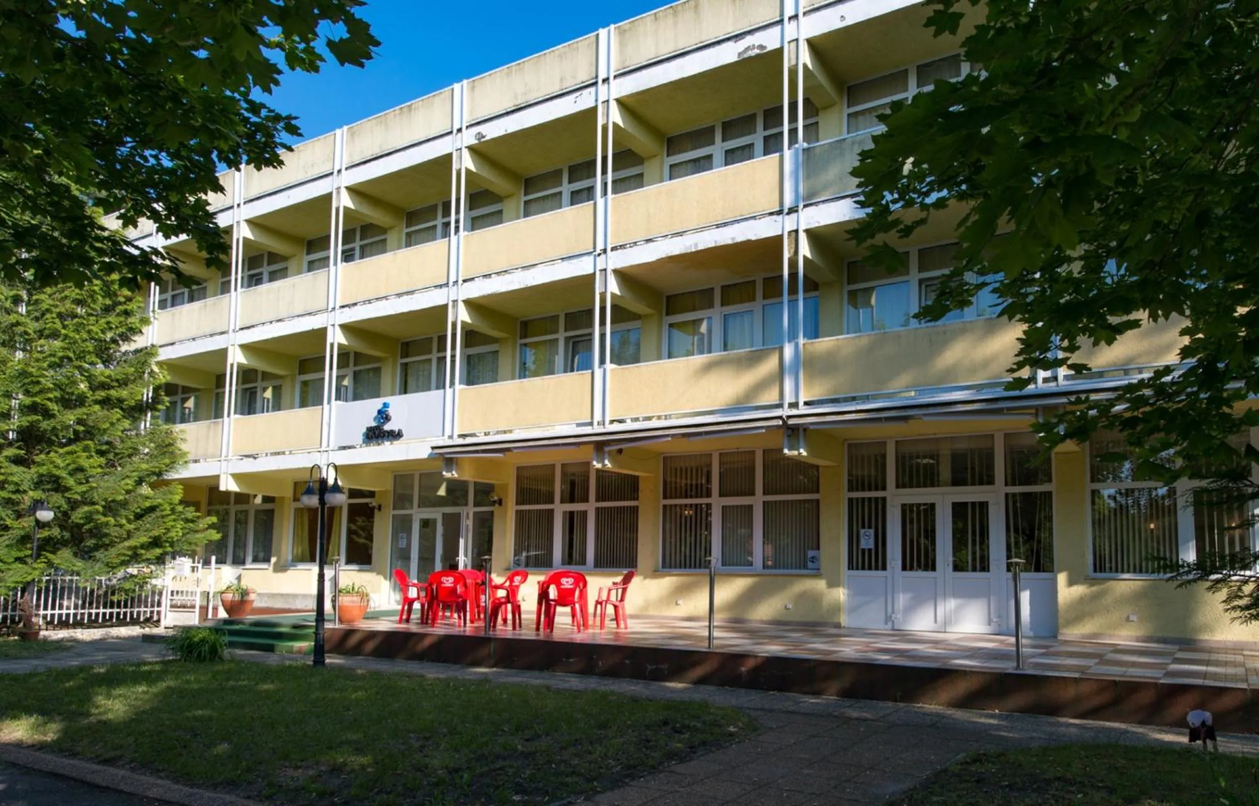 Facade/entrance in Hotel Nostra