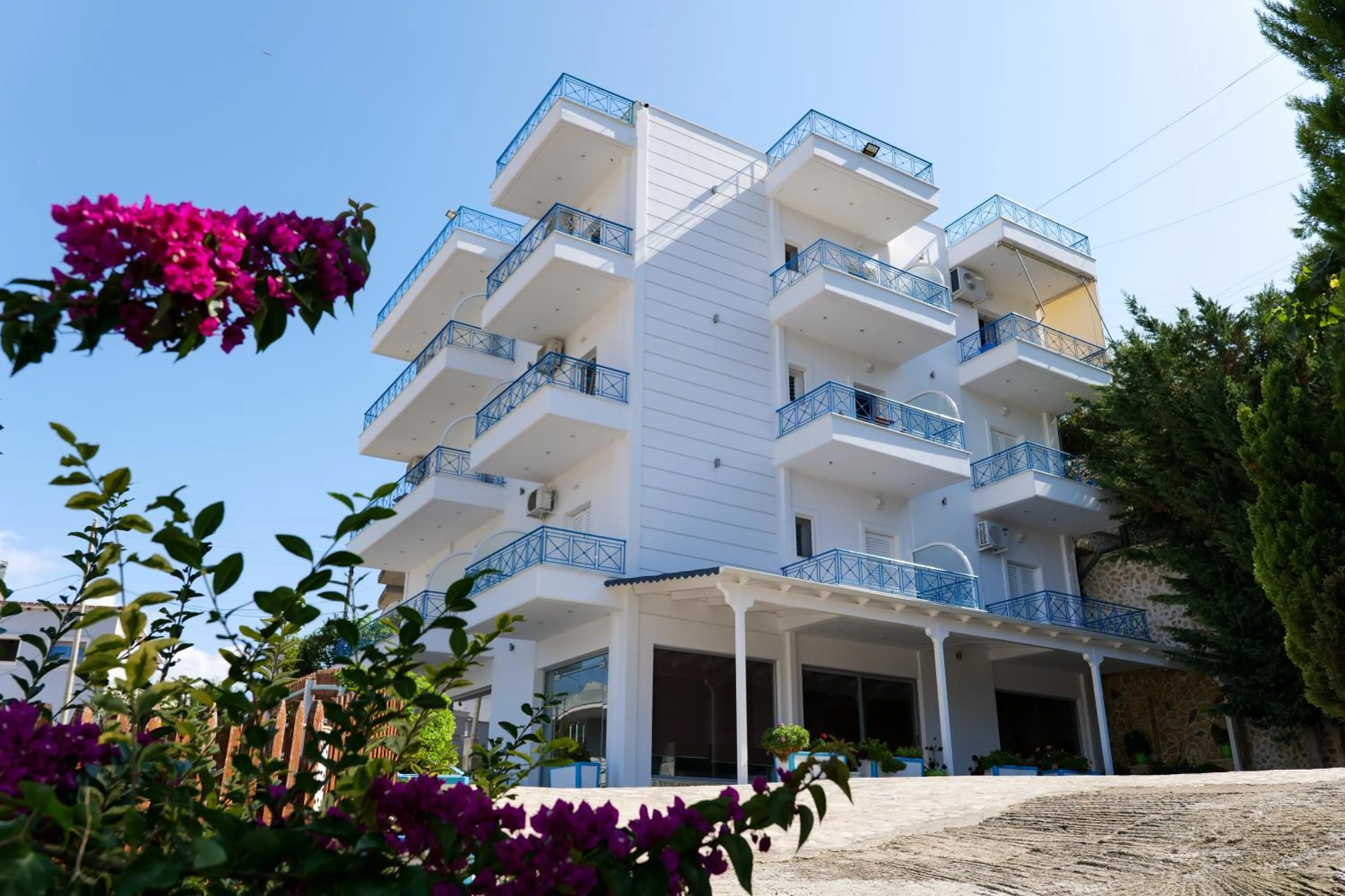 Property building in Miracle Apartments Saranda