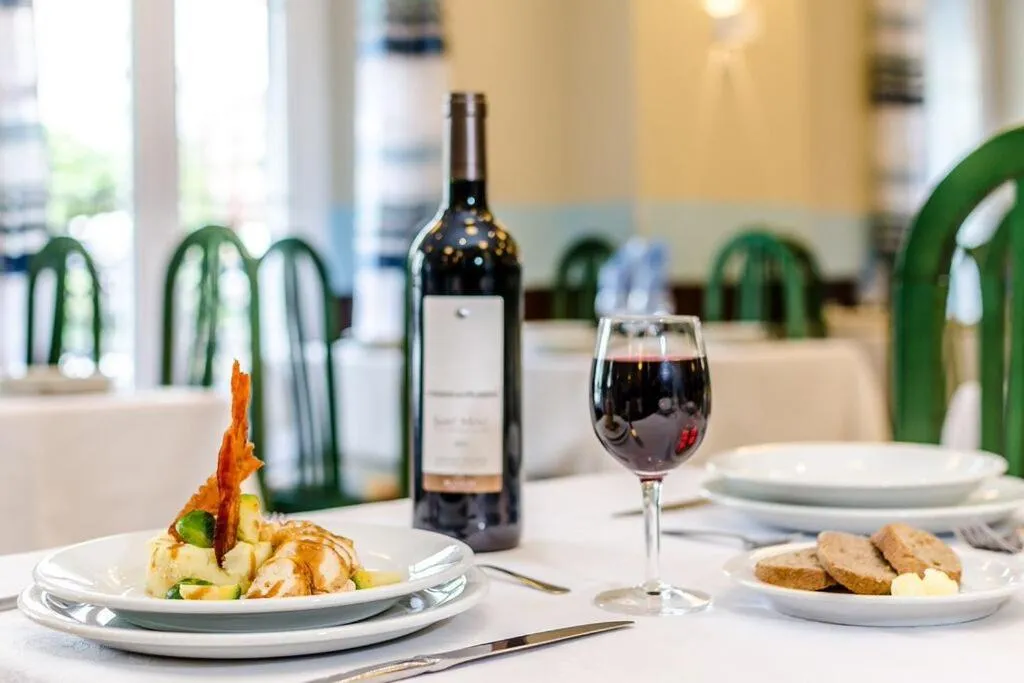 Lunch in Hôtel Saint Louis de France