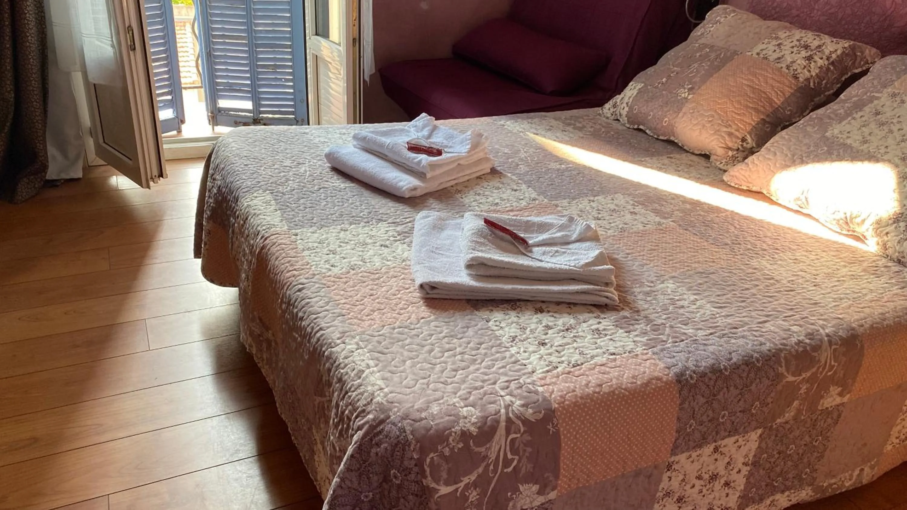 Bed in Boutique Hotel Couleurs Suds