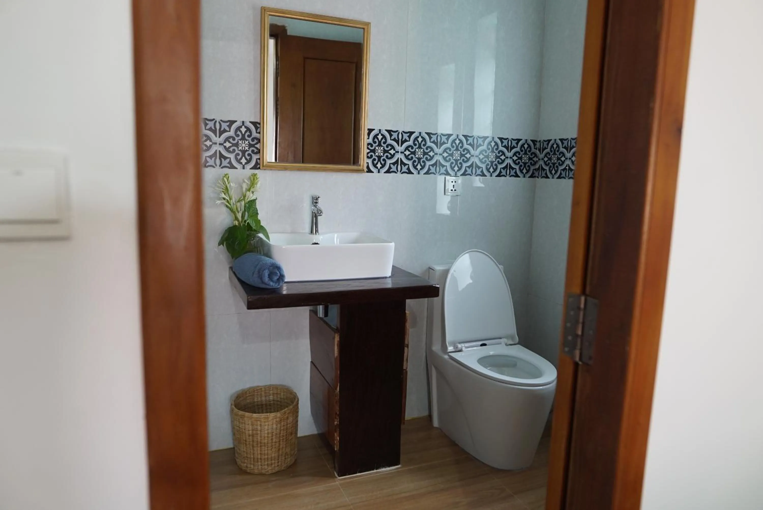 Shower in ANGKOR DINO B&B