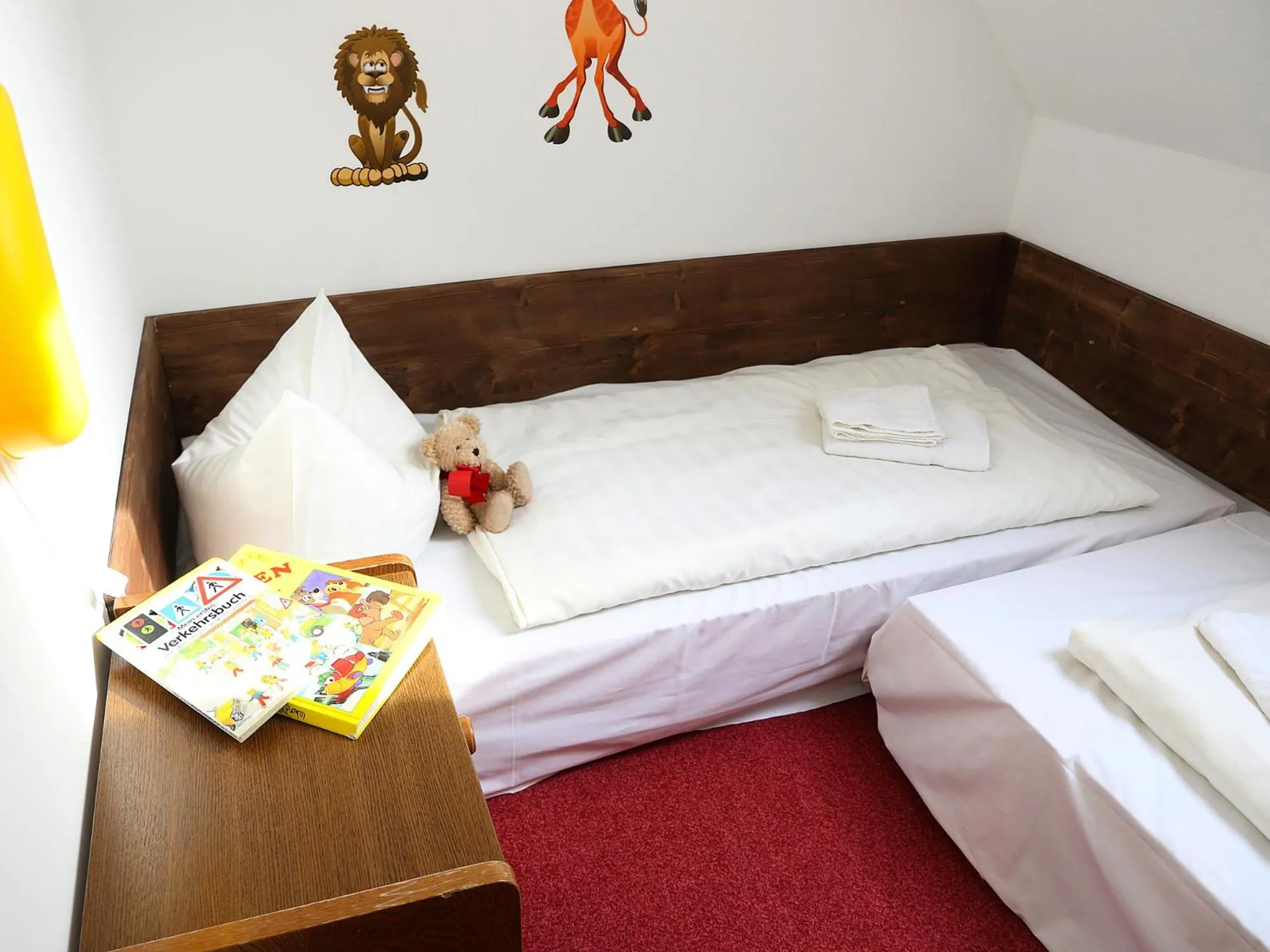 Bed in Landhotel & Reiterhof Schumann