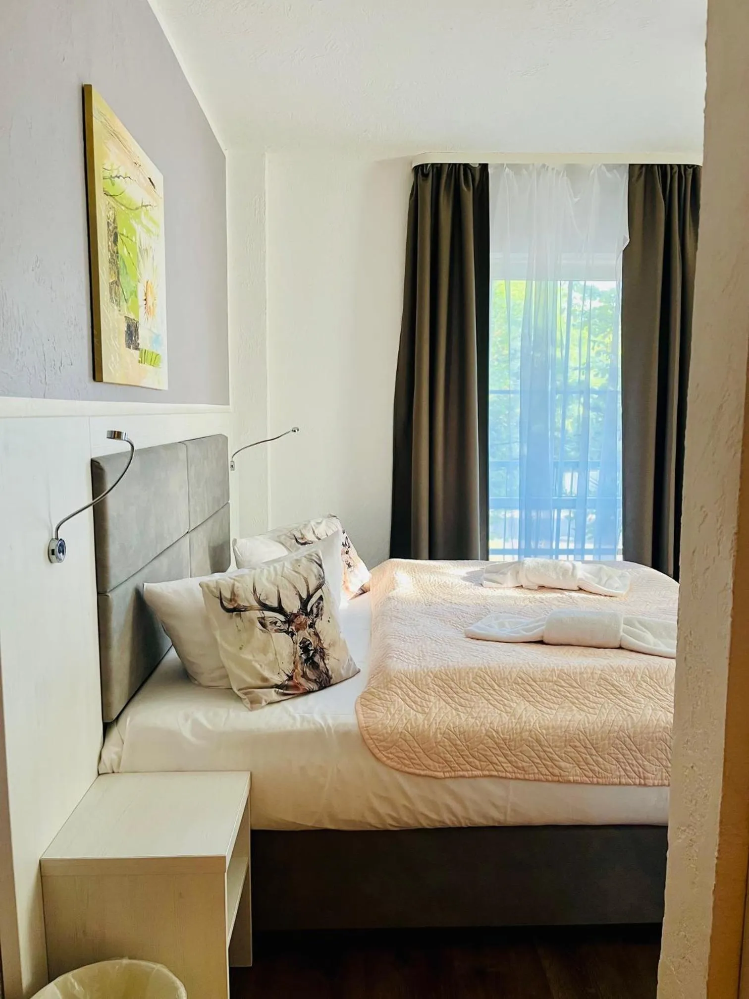 Bed in Strandhotel Vier Jahreszeiten Buckow