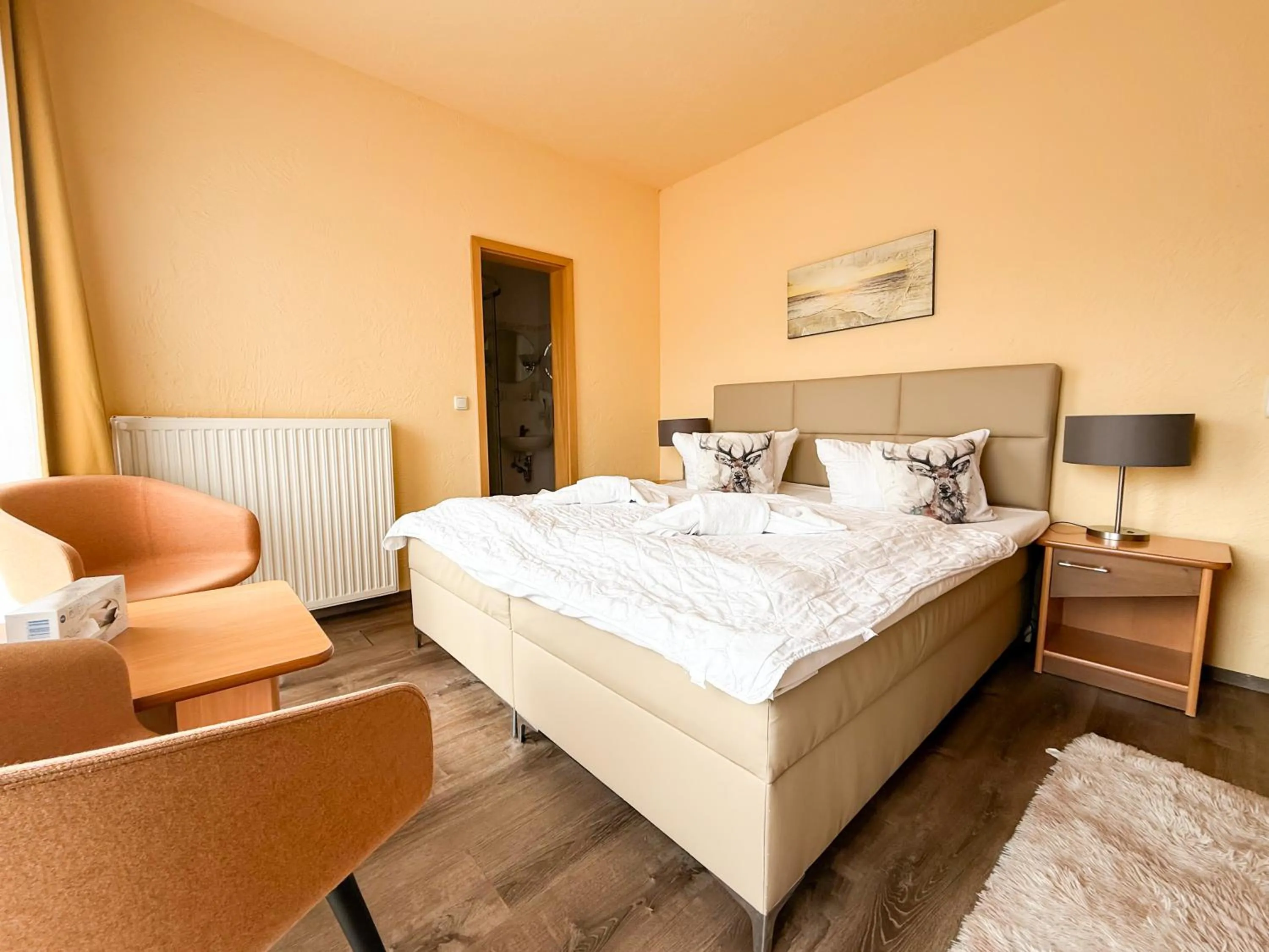 Bed in Strandhotel Vier Jahreszeiten Buckow