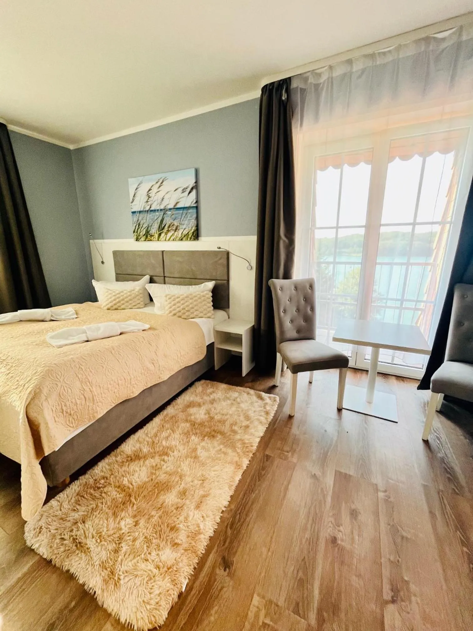 Bed in Strandhotel Vier Jahreszeiten Buckow