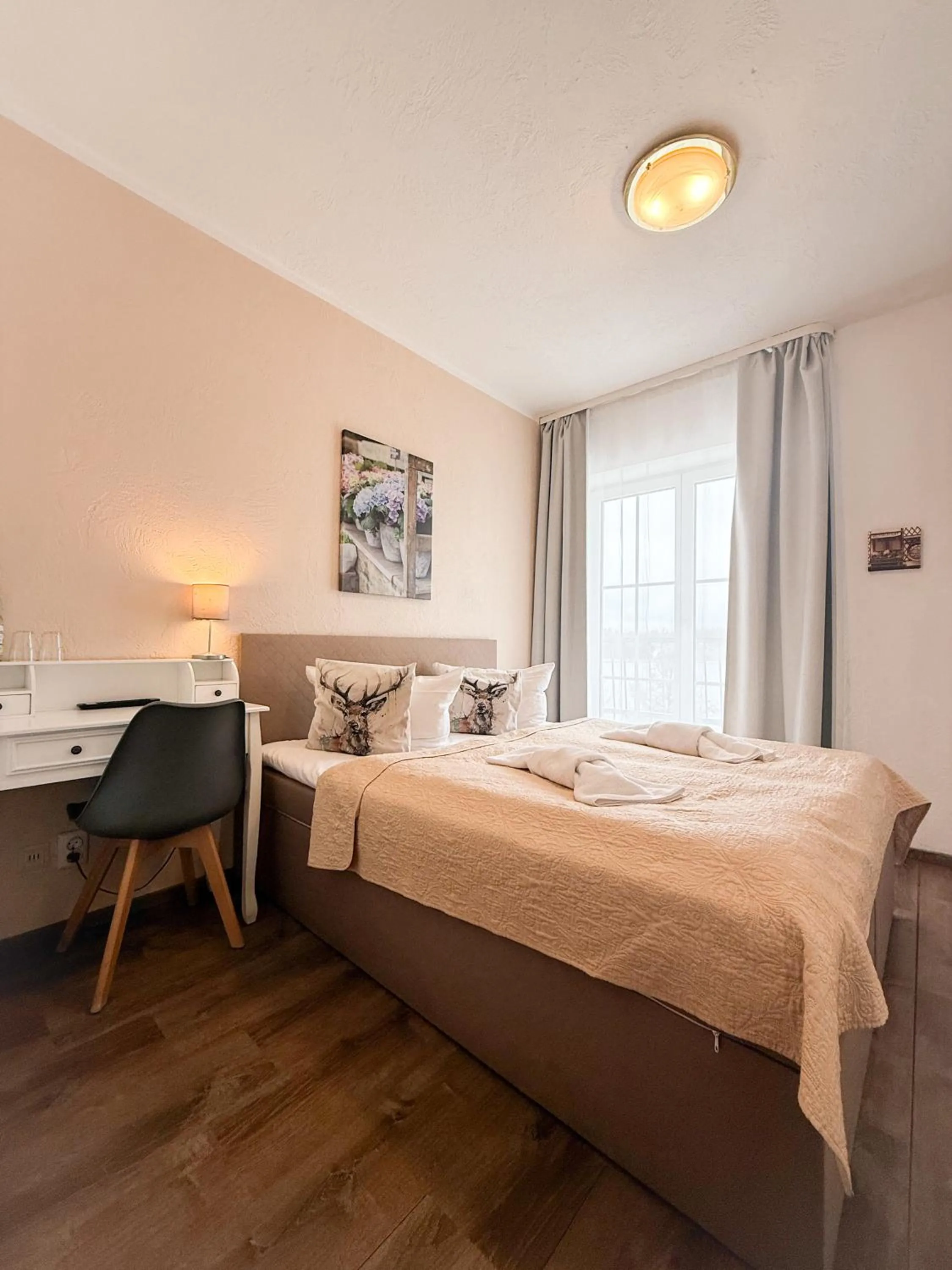 Bed in Strandhotel Vier Jahreszeiten Buckow