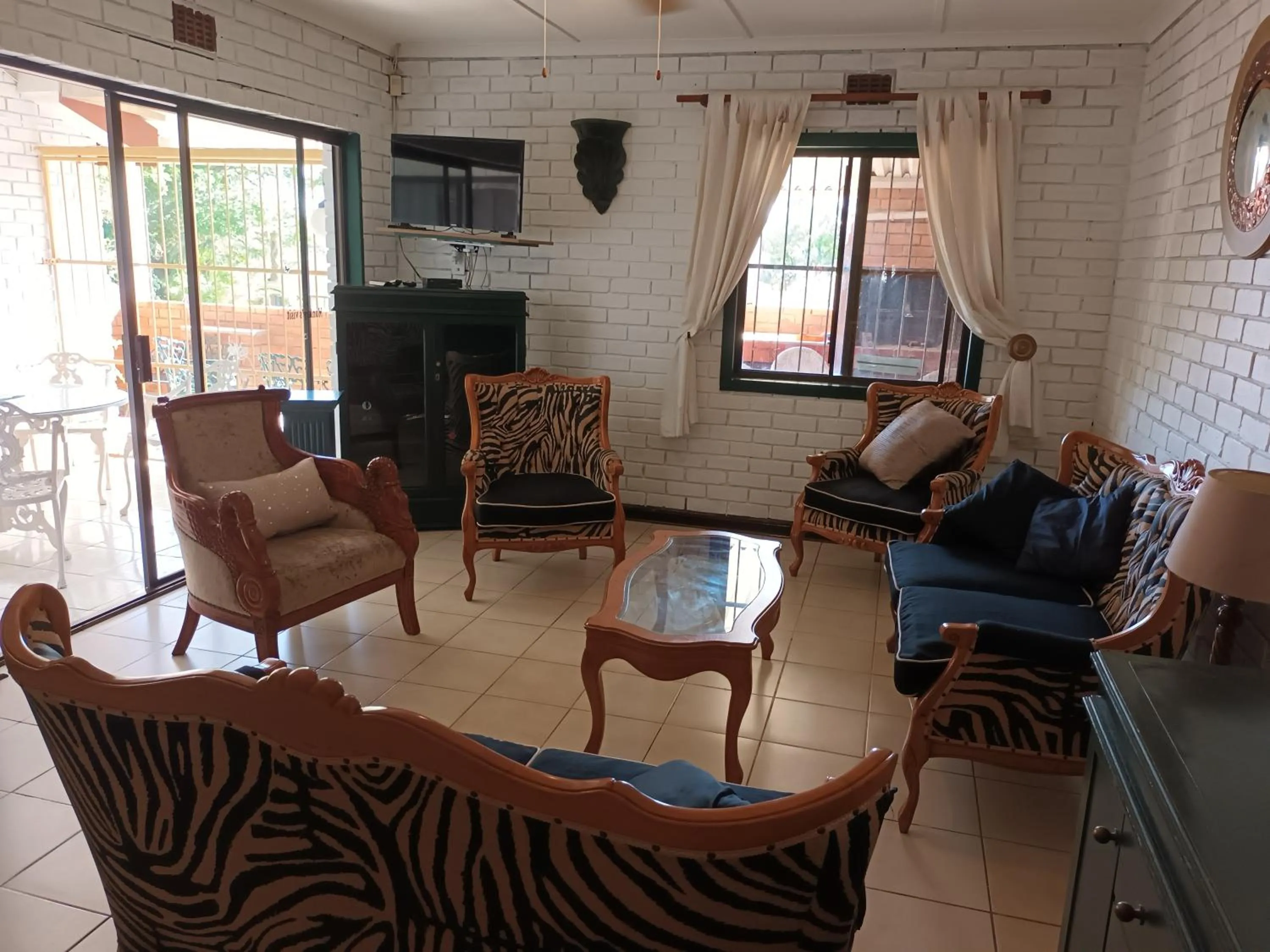 Lounge or bar in Turtleshaven