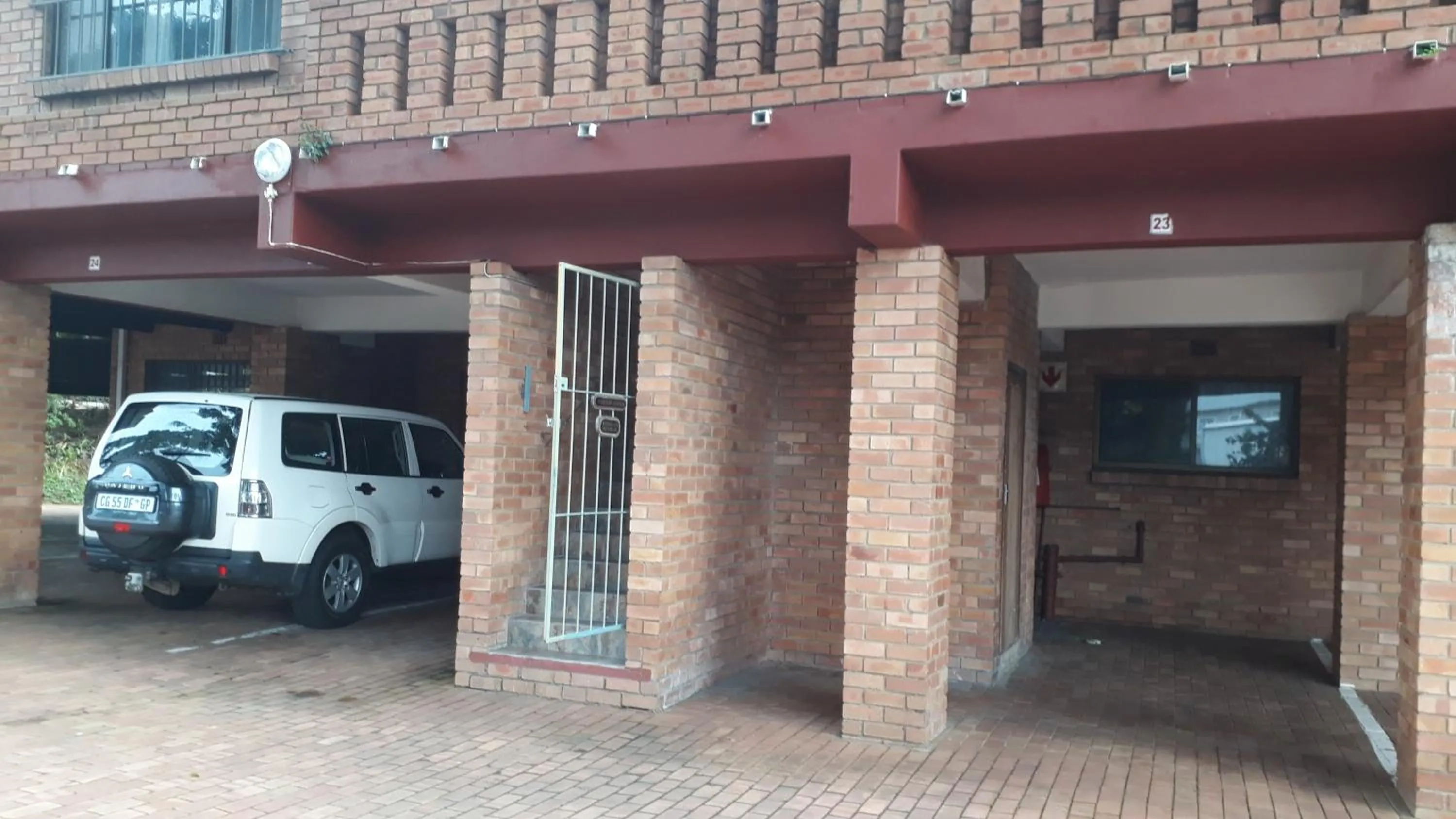 Facade/entrance in Turtleshaven