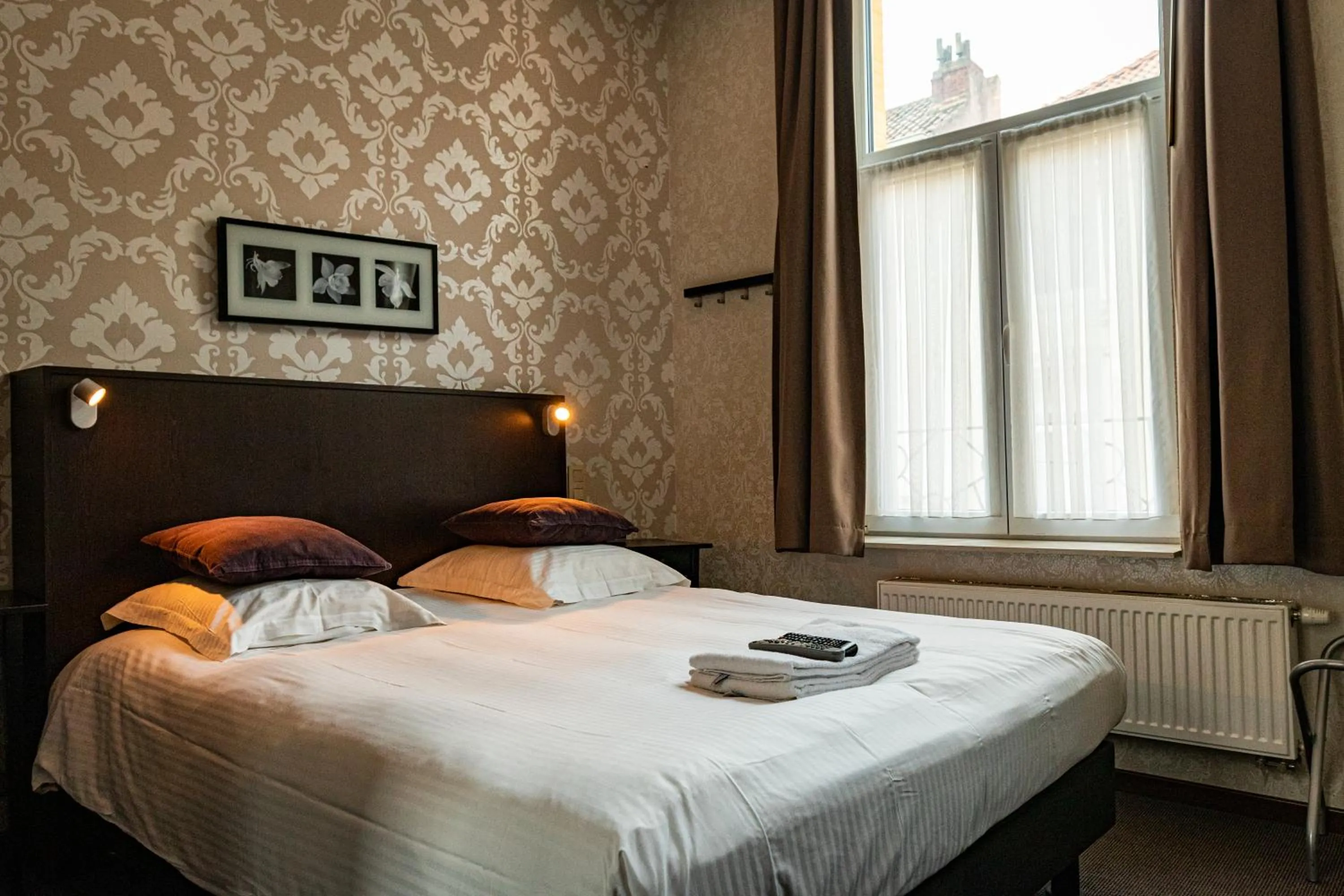 Bed in Hotel Cathedral Gent Centrum