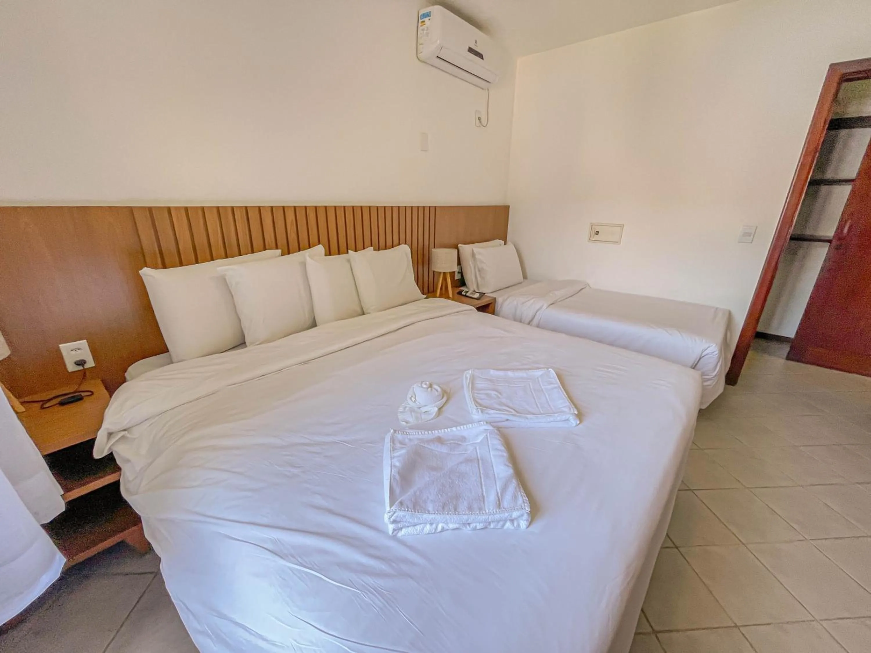 Bed in Mar Paraíso Hotel