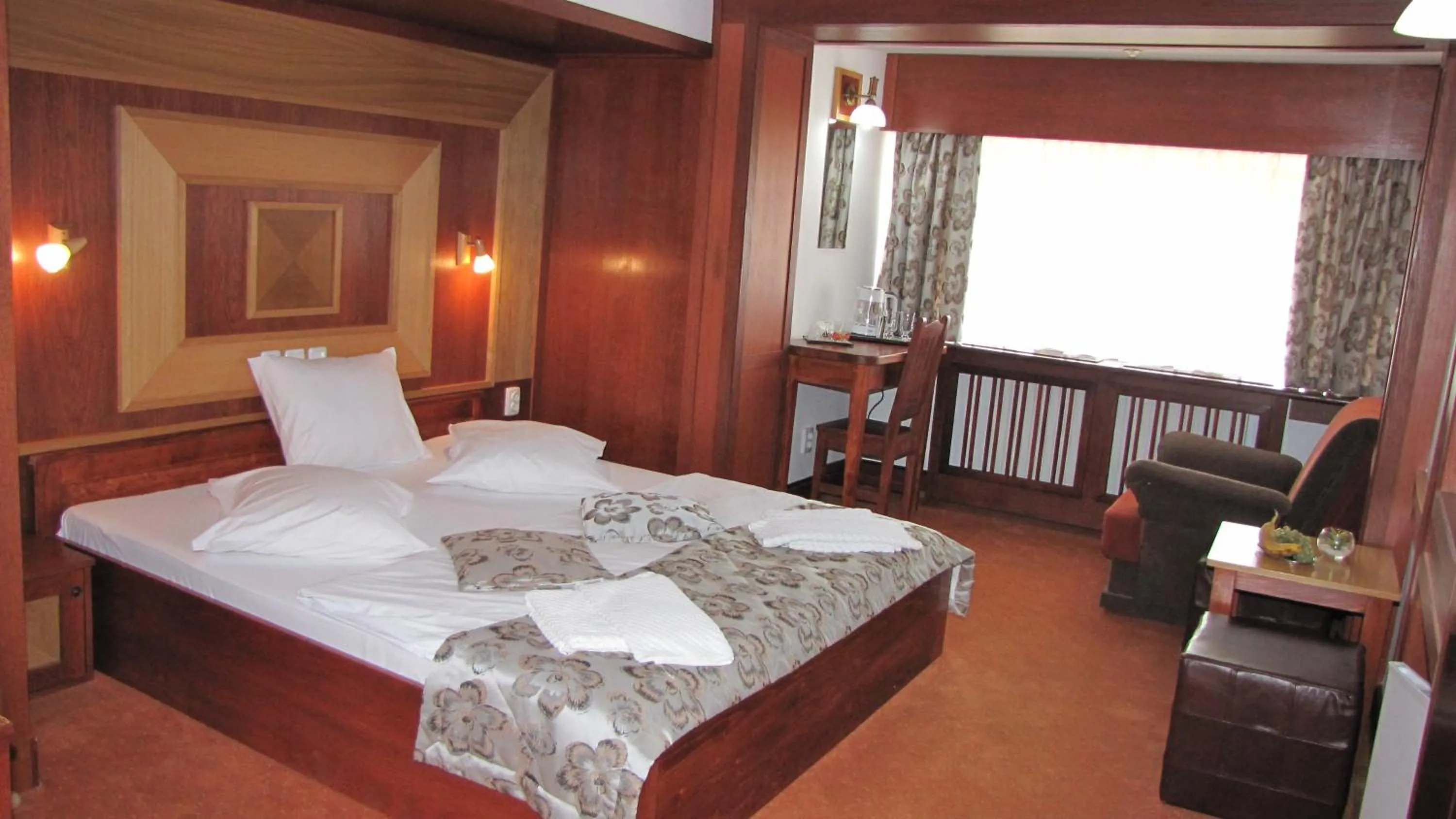 Bed in Villa Elitte Predeal