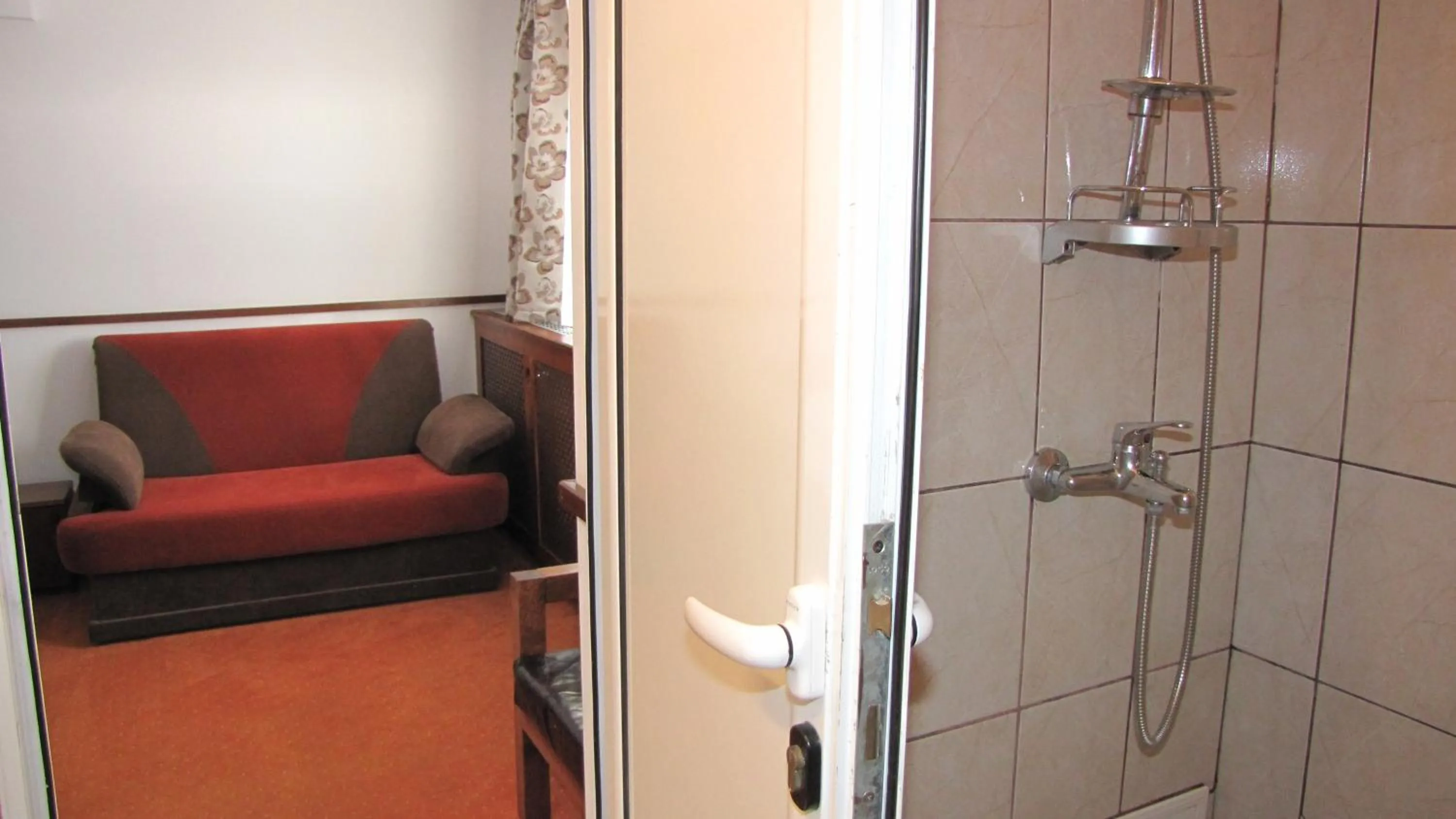 Shower in Villa Elitte Predeal