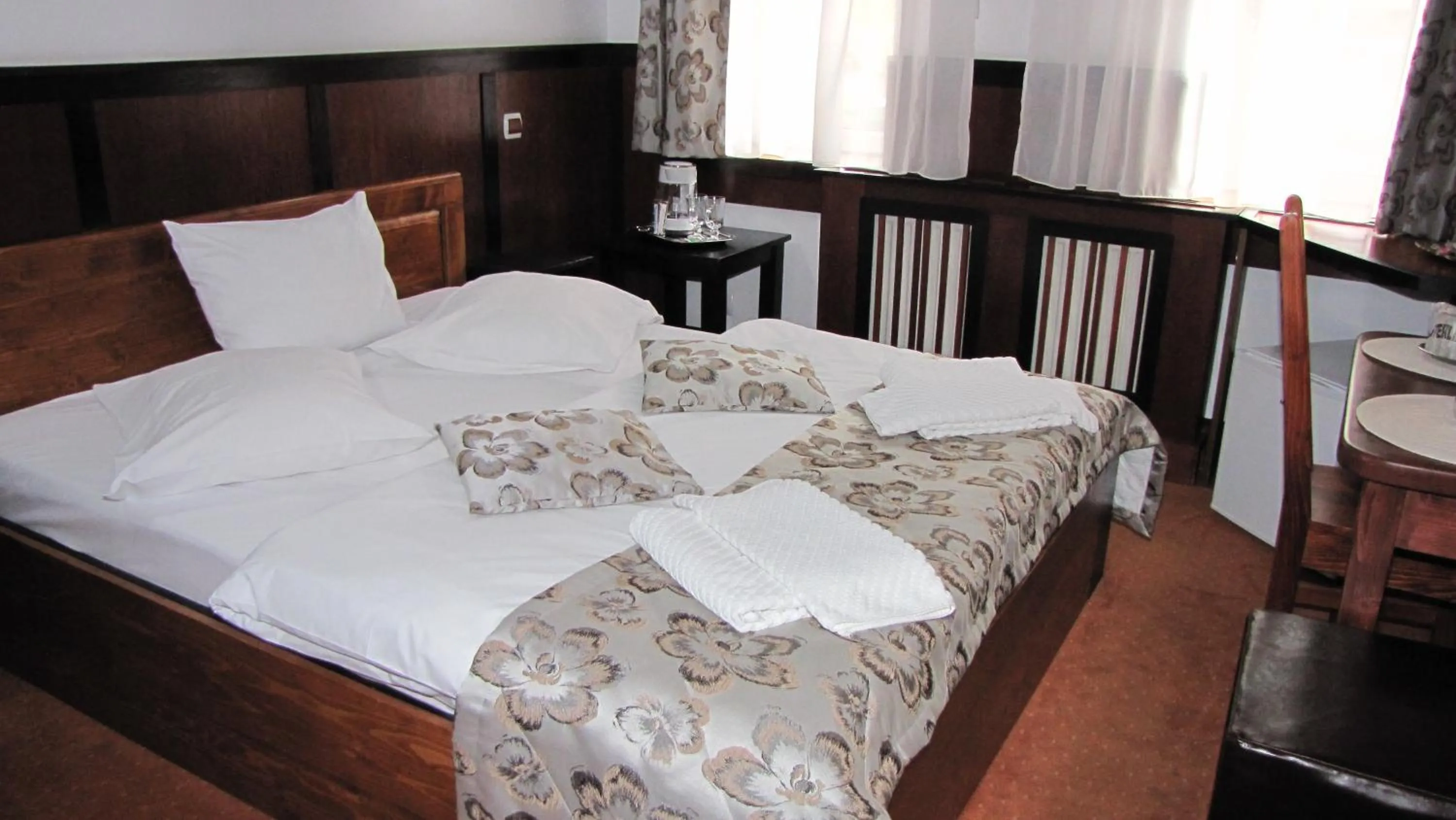 Bed in Villa Elitte Predeal