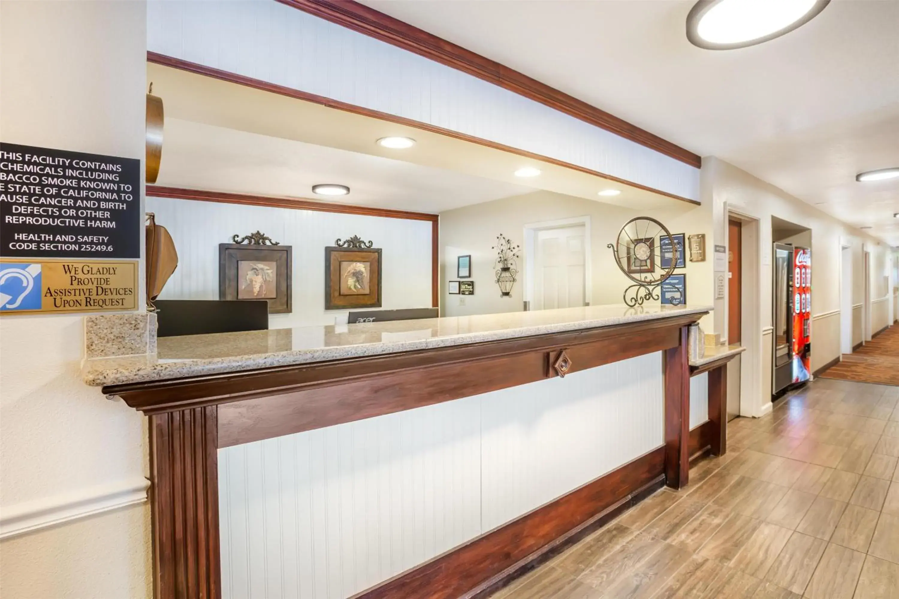 Lobby or reception in Best Western Luxury Inn Lobby or reception in Best Western Luxury Inn